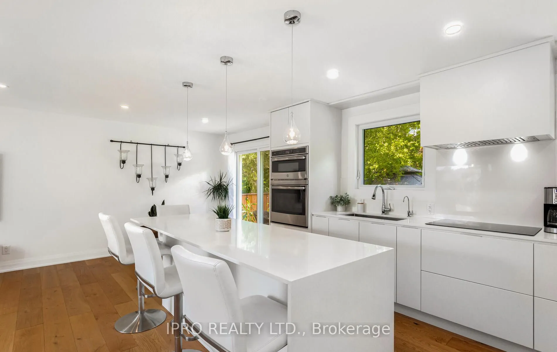 14 Crombie Place