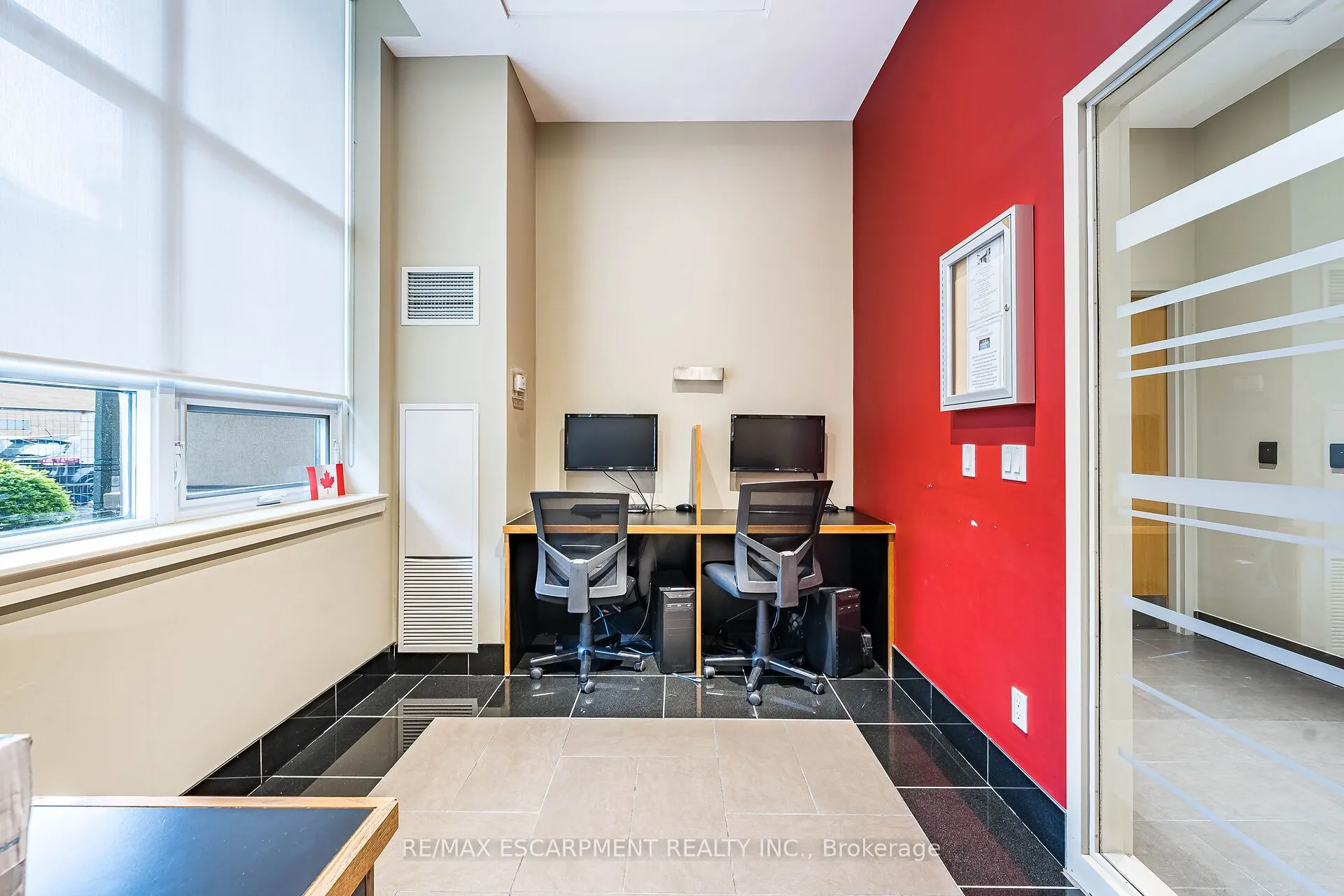 4 Elsinore Path, #402