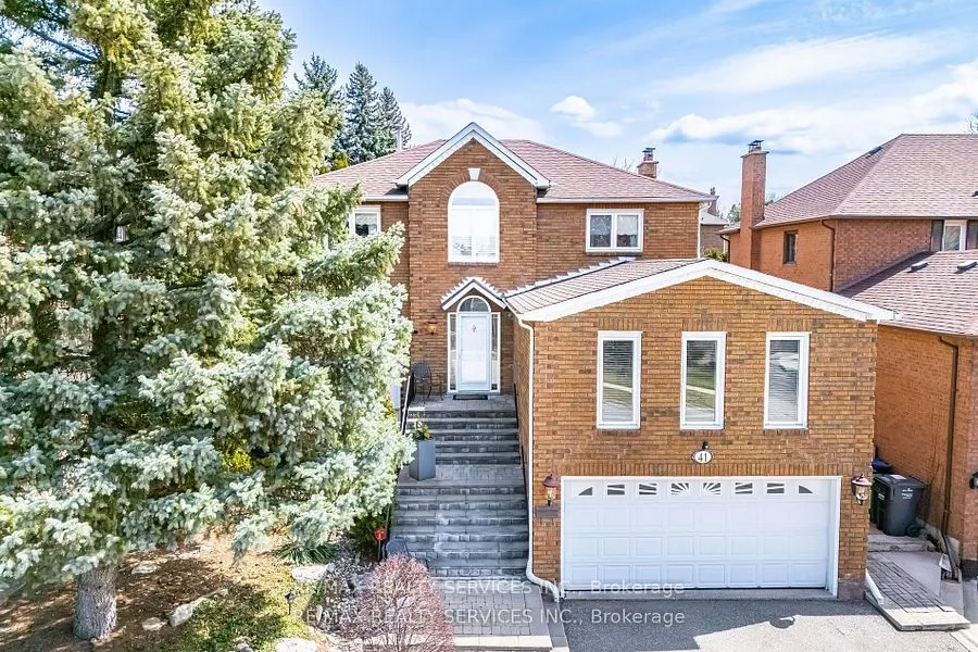 41 Christie Drive