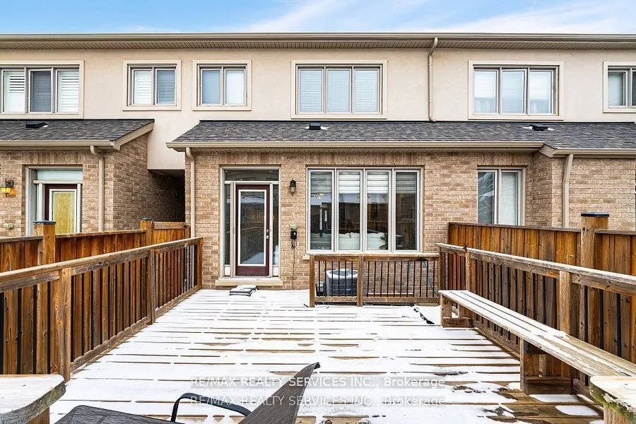 7 Lady Evelyn Crescent