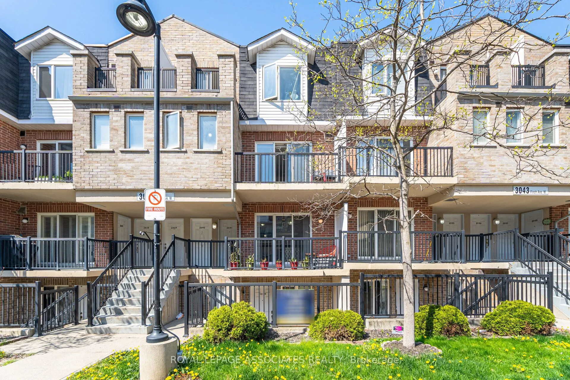 3043 Finch Avenue W, #42