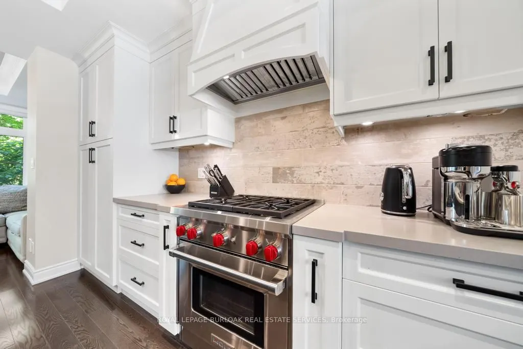 509 Elizabeth Street, #7