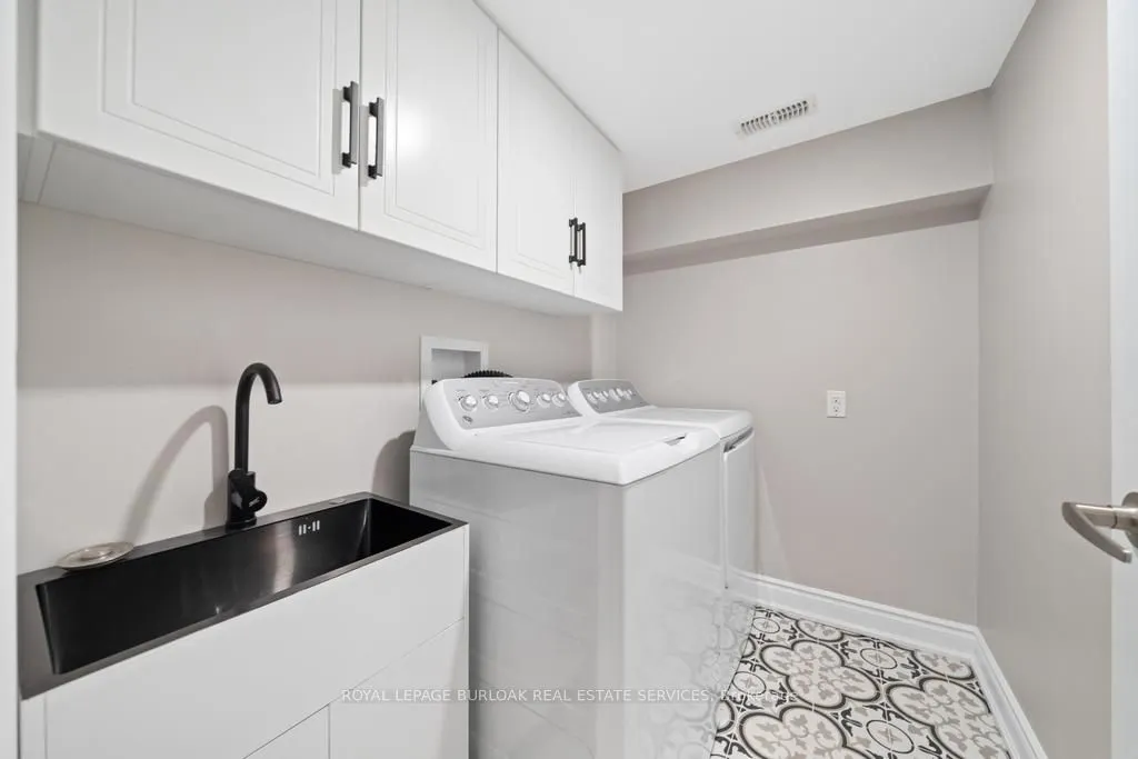509 Elizabeth Street, #7