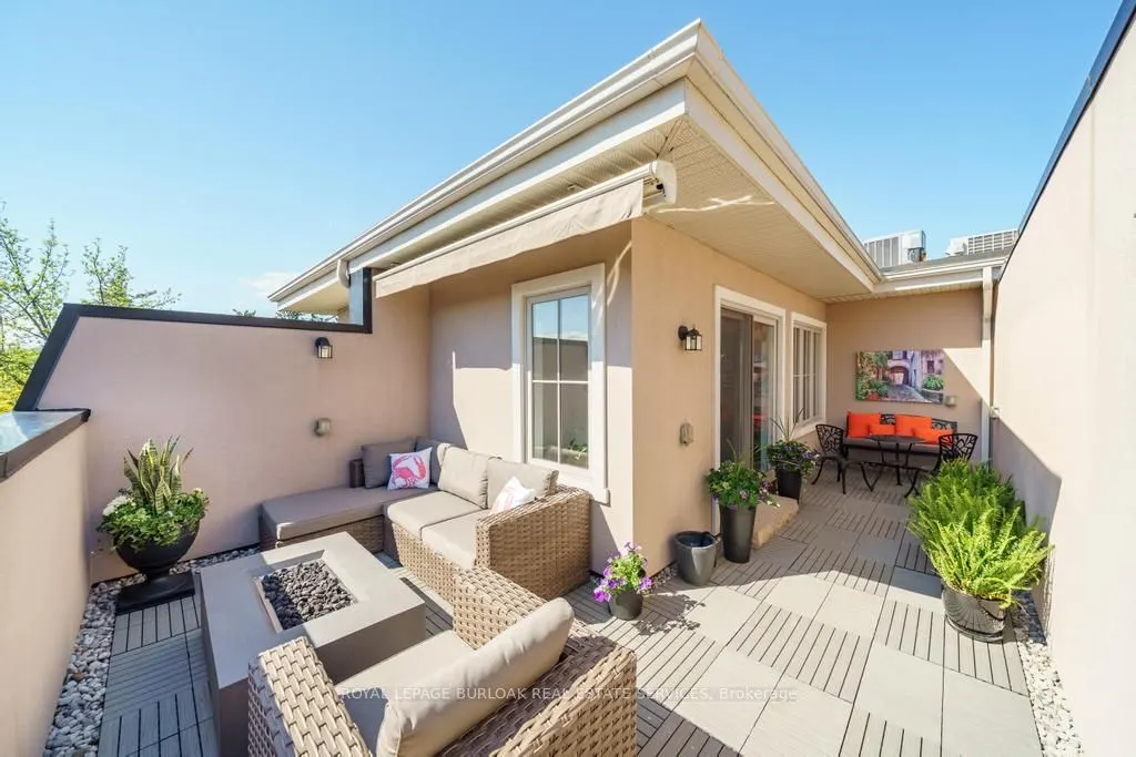 509 Elizabeth Street, #7