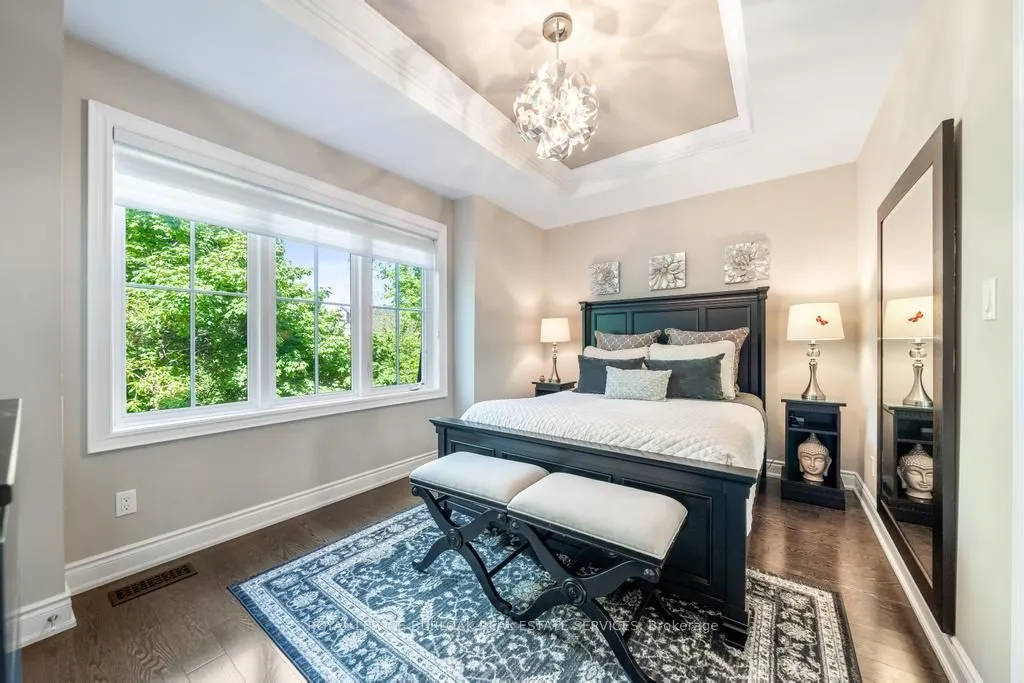 509 Elizabeth Street, #7