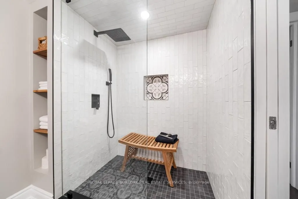 509 Elizabeth Street, #7