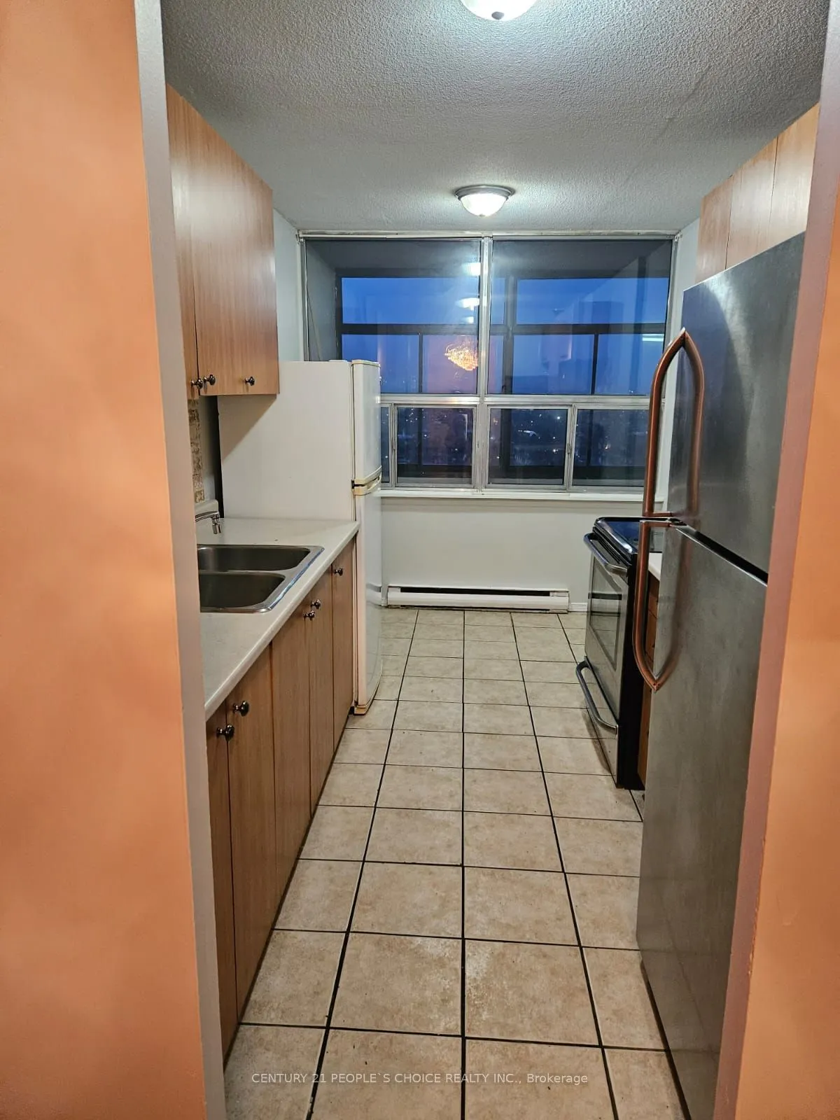 15 Kensington Road, #1405