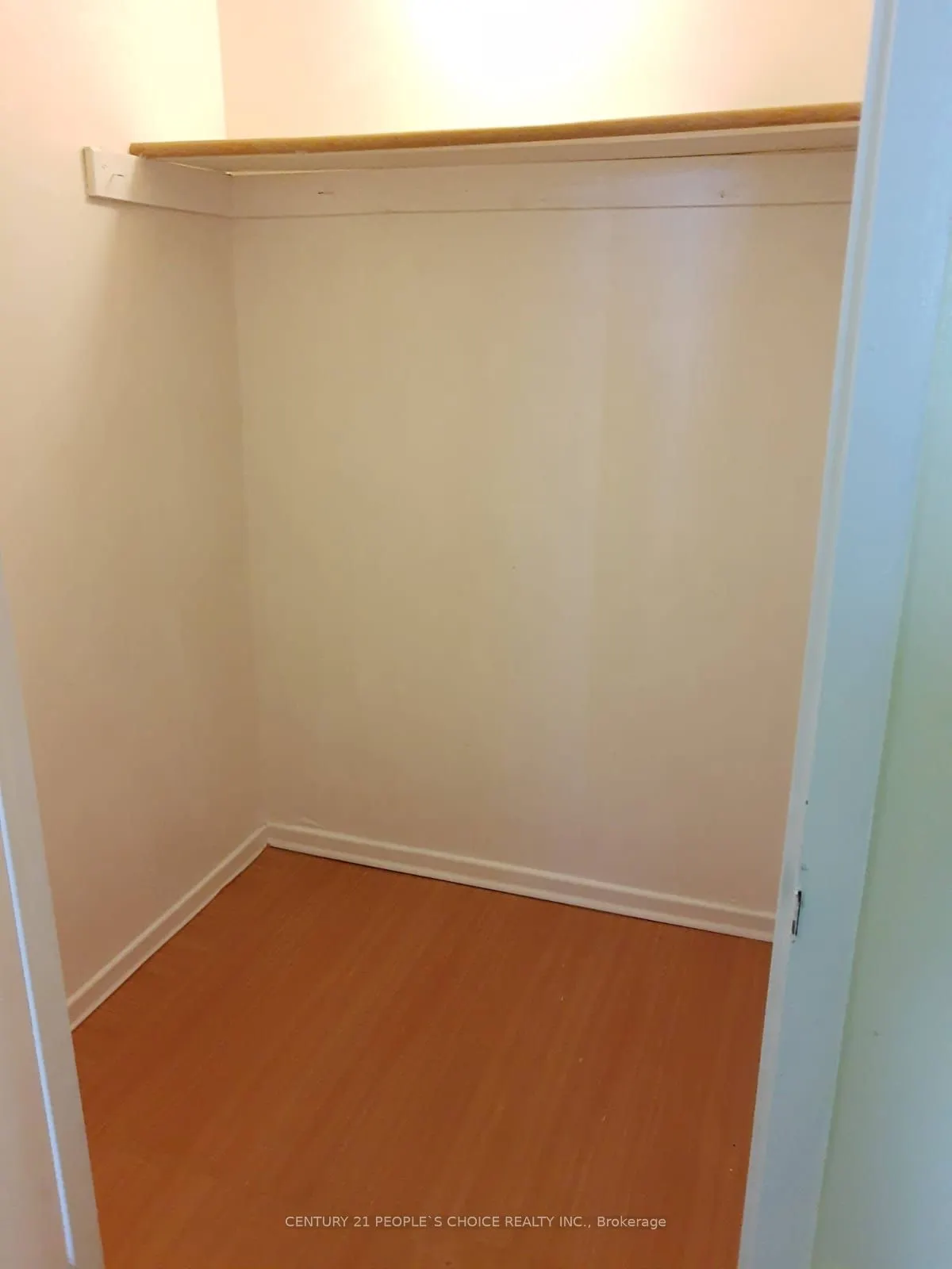 15 Kensington Road, #1405