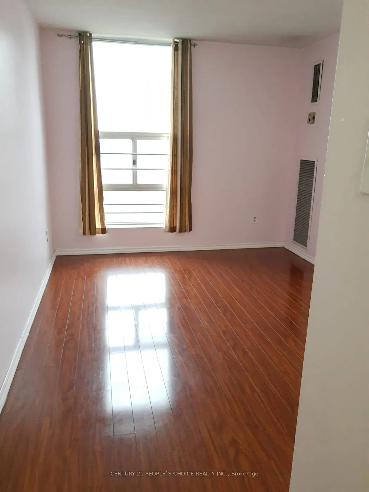 15 Kensington Road, #1405
