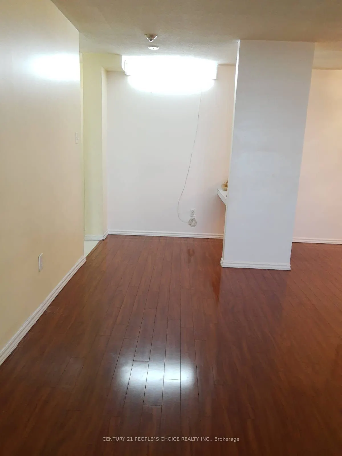 15 Kensington Road, #1405