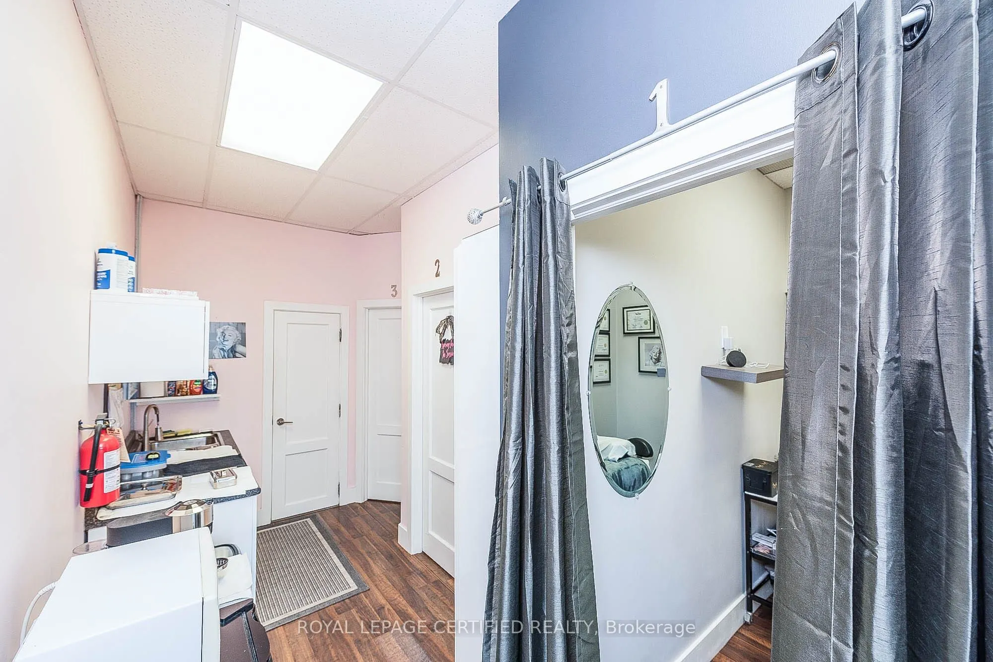 278 Queen Street S, #2nd Floor