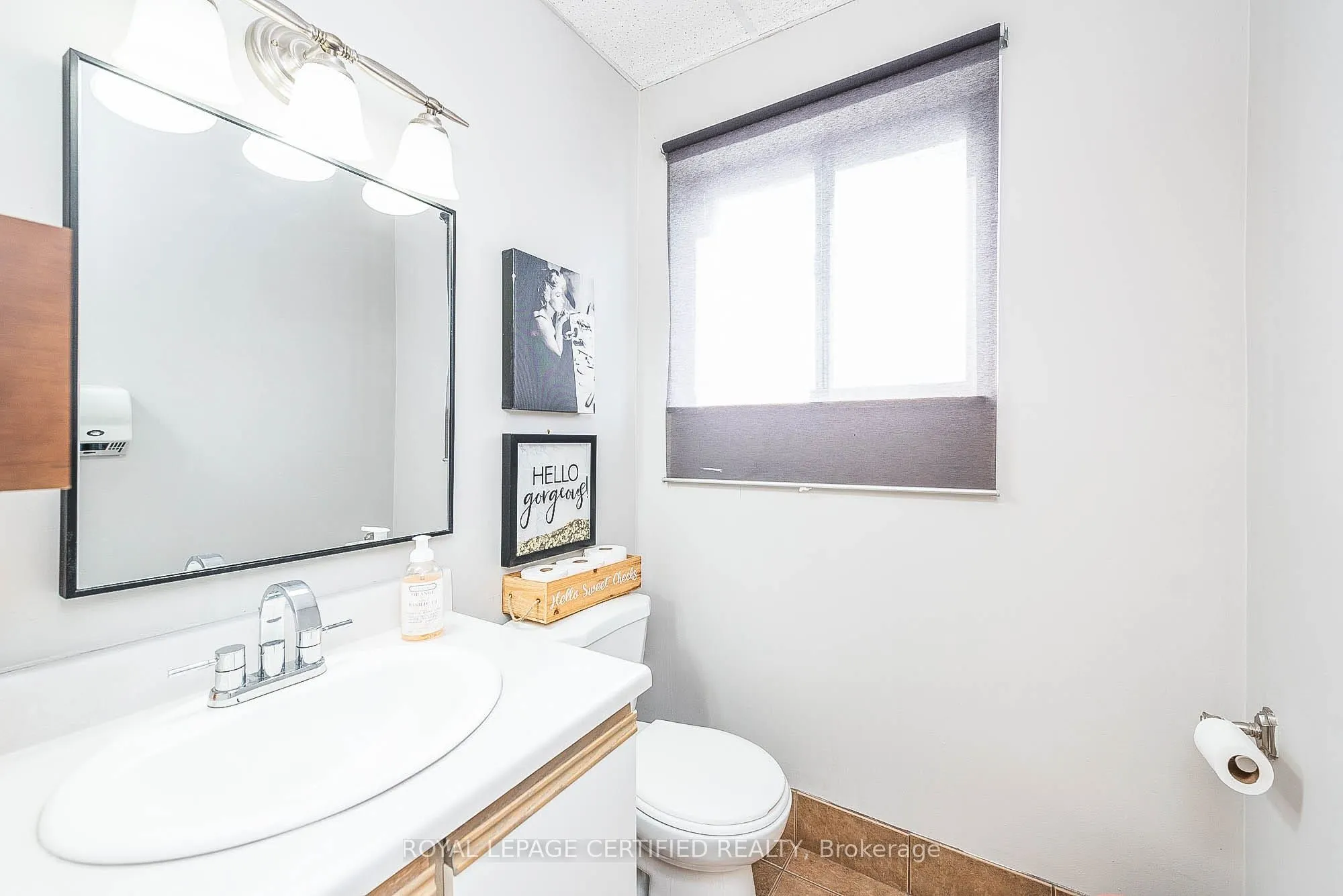 278 Queen Street S, #2nd Floor