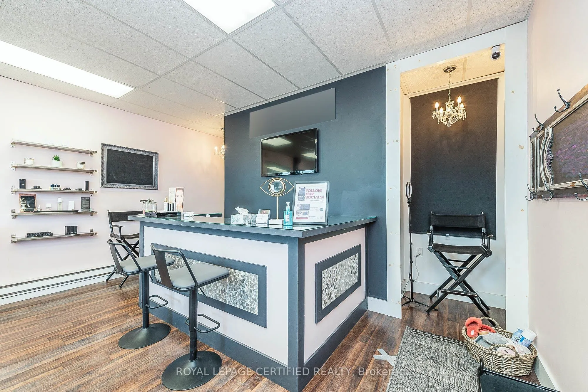 278 Queen Street S, #2nd Floor
