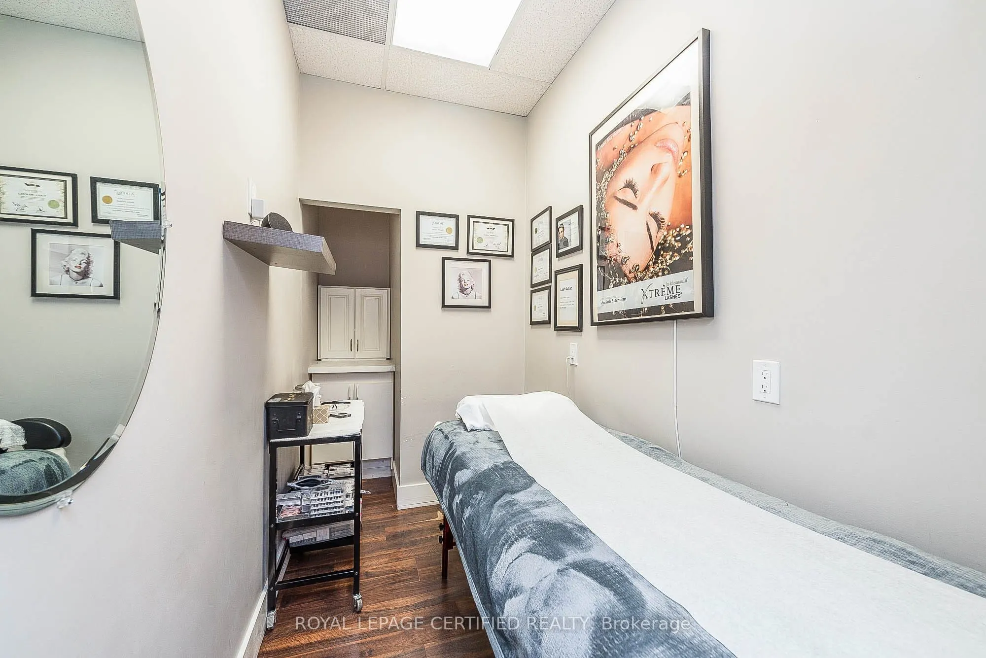 278 Queen Street S, #2nd Floor