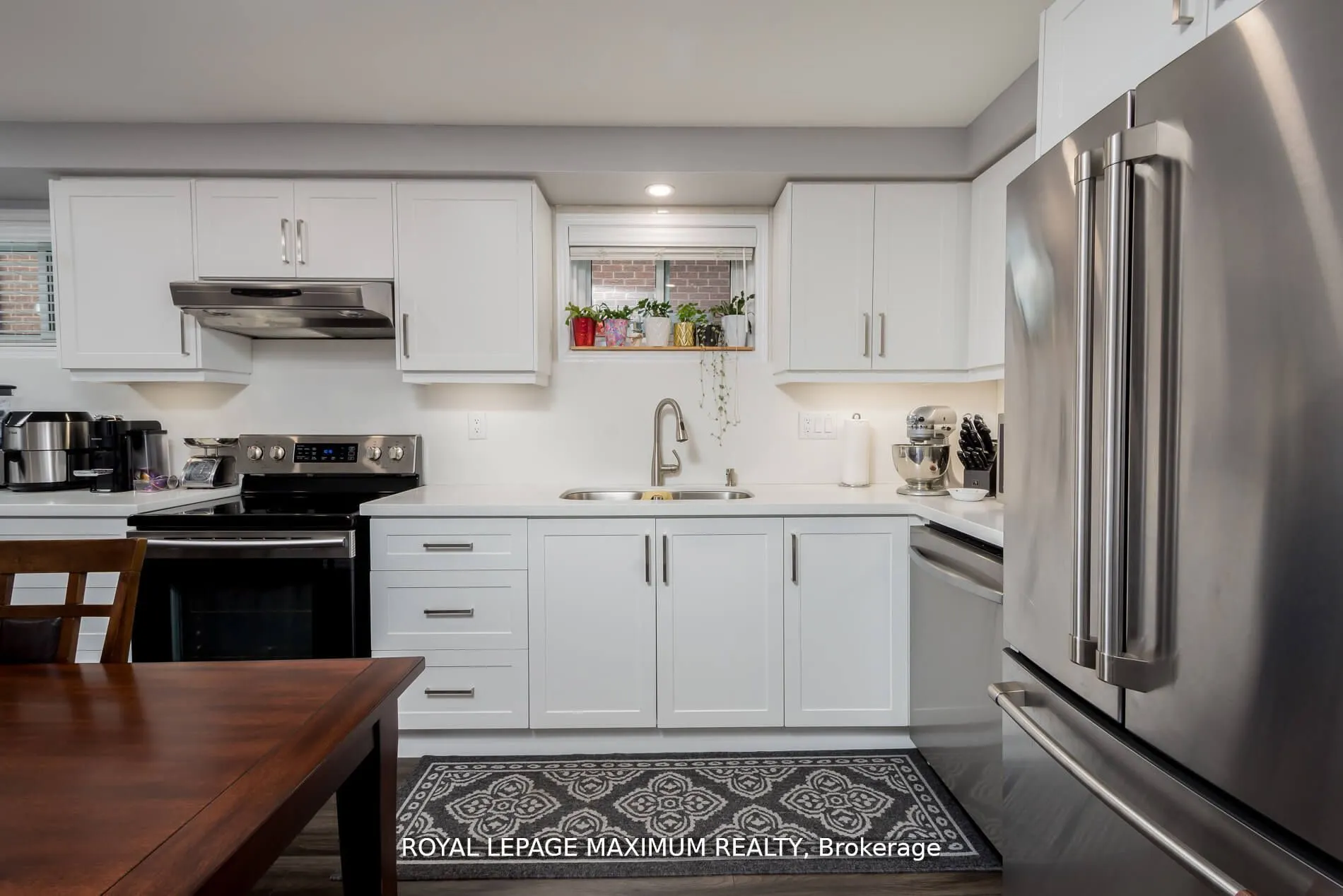 44 Flagstick Court