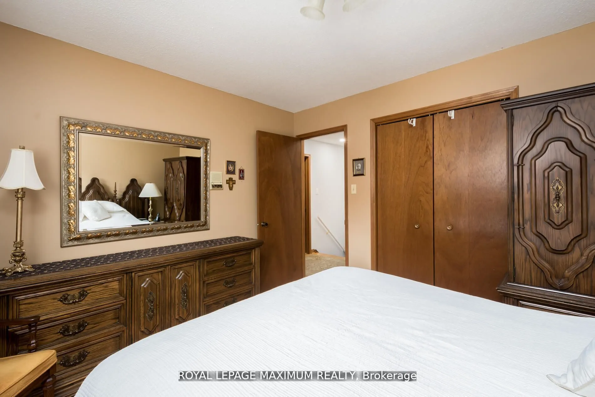 44 Flagstick Court