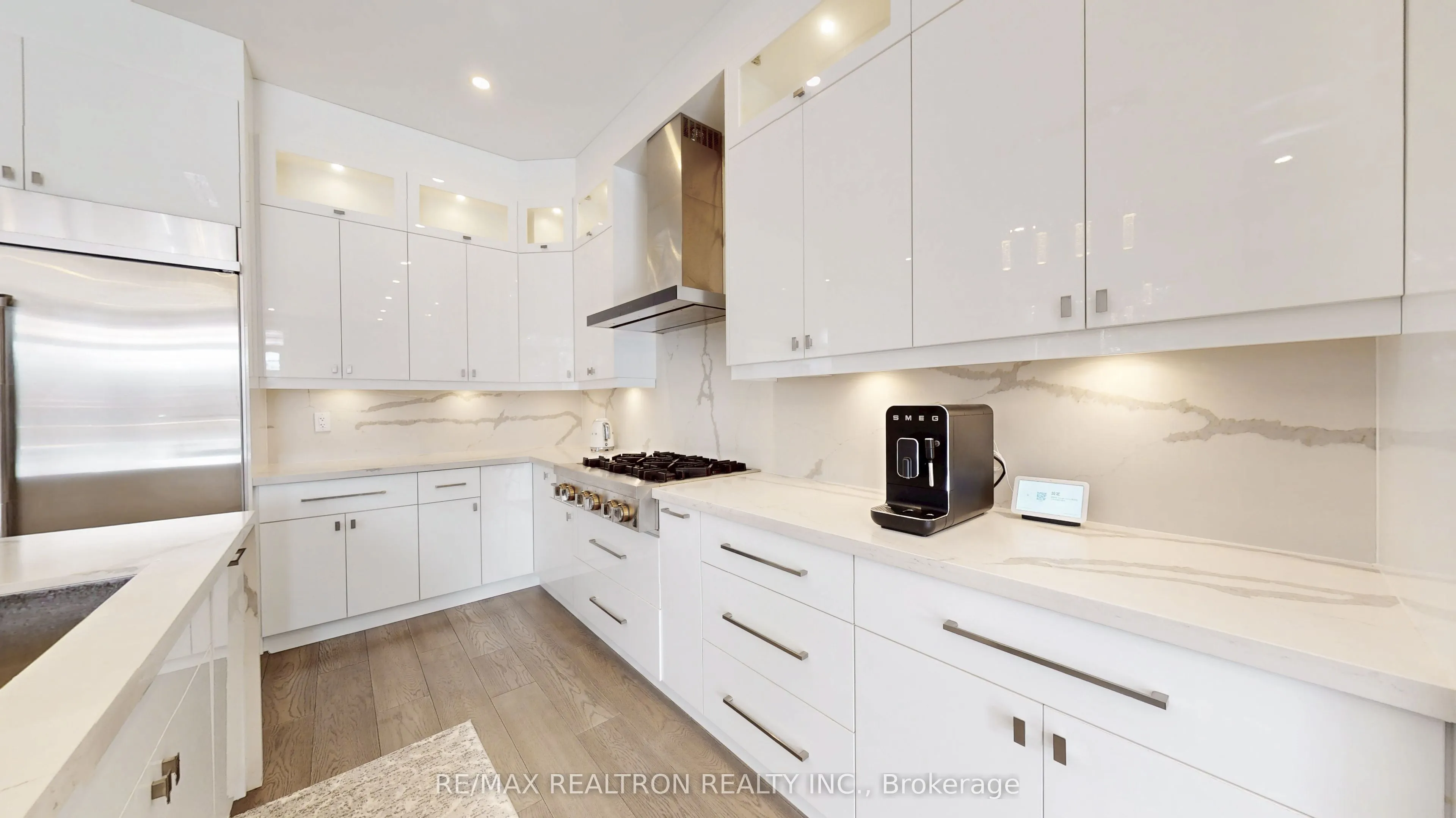 Unit25A Tecumseth Avenue