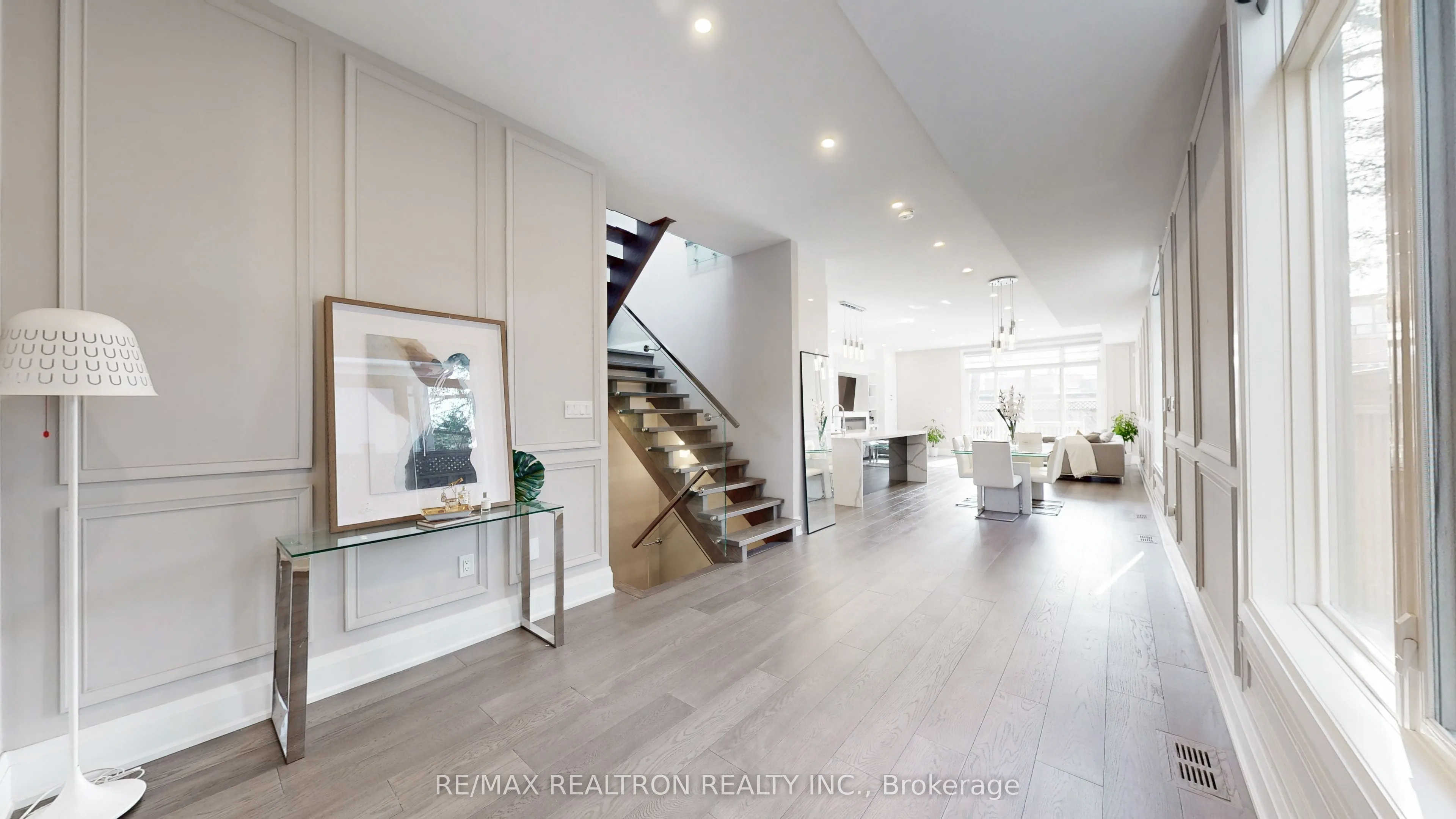 Unit25A Tecumseth Avenue