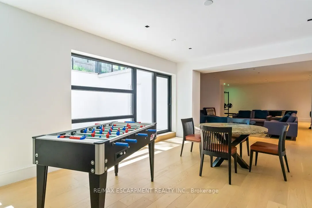 1308 Greenoaks Drive