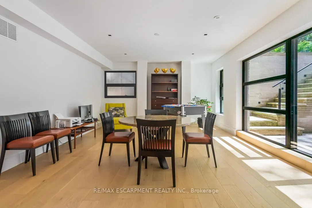 1308 Greenoaks Drive