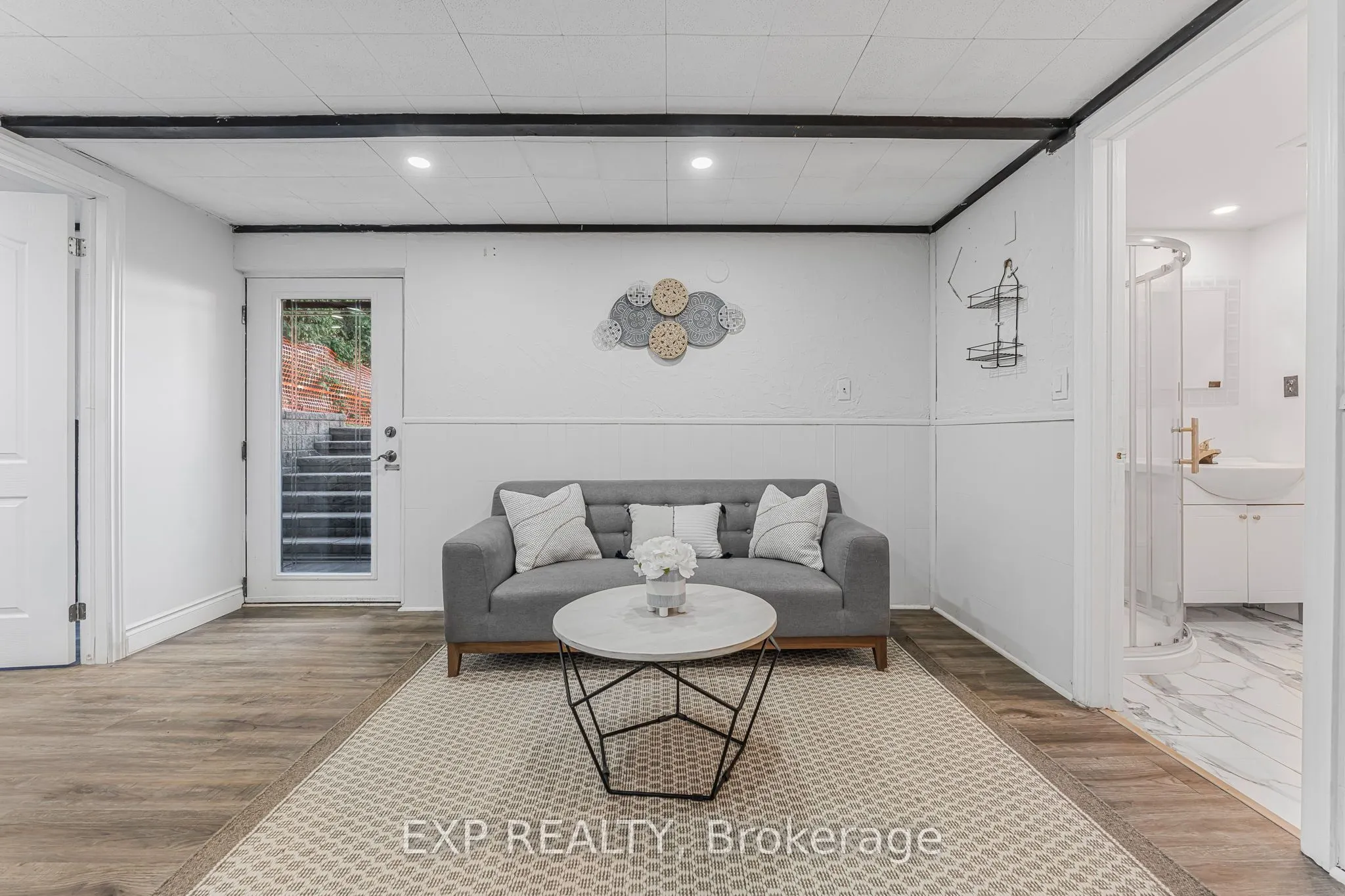 608 Thornwood Avenue