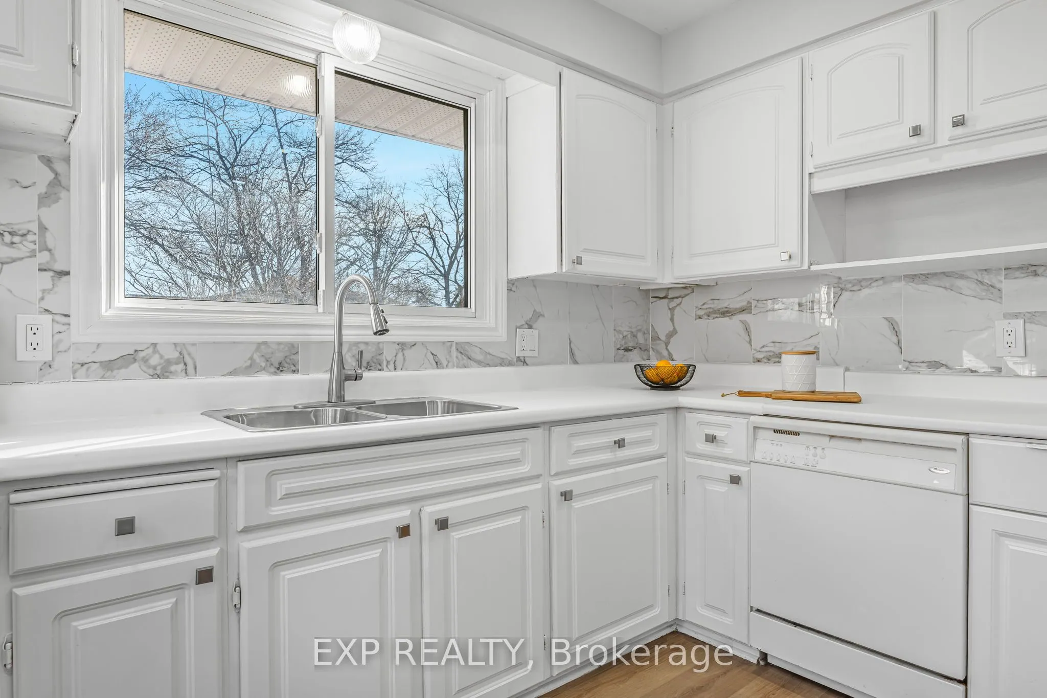 608 Thornwood Avenue