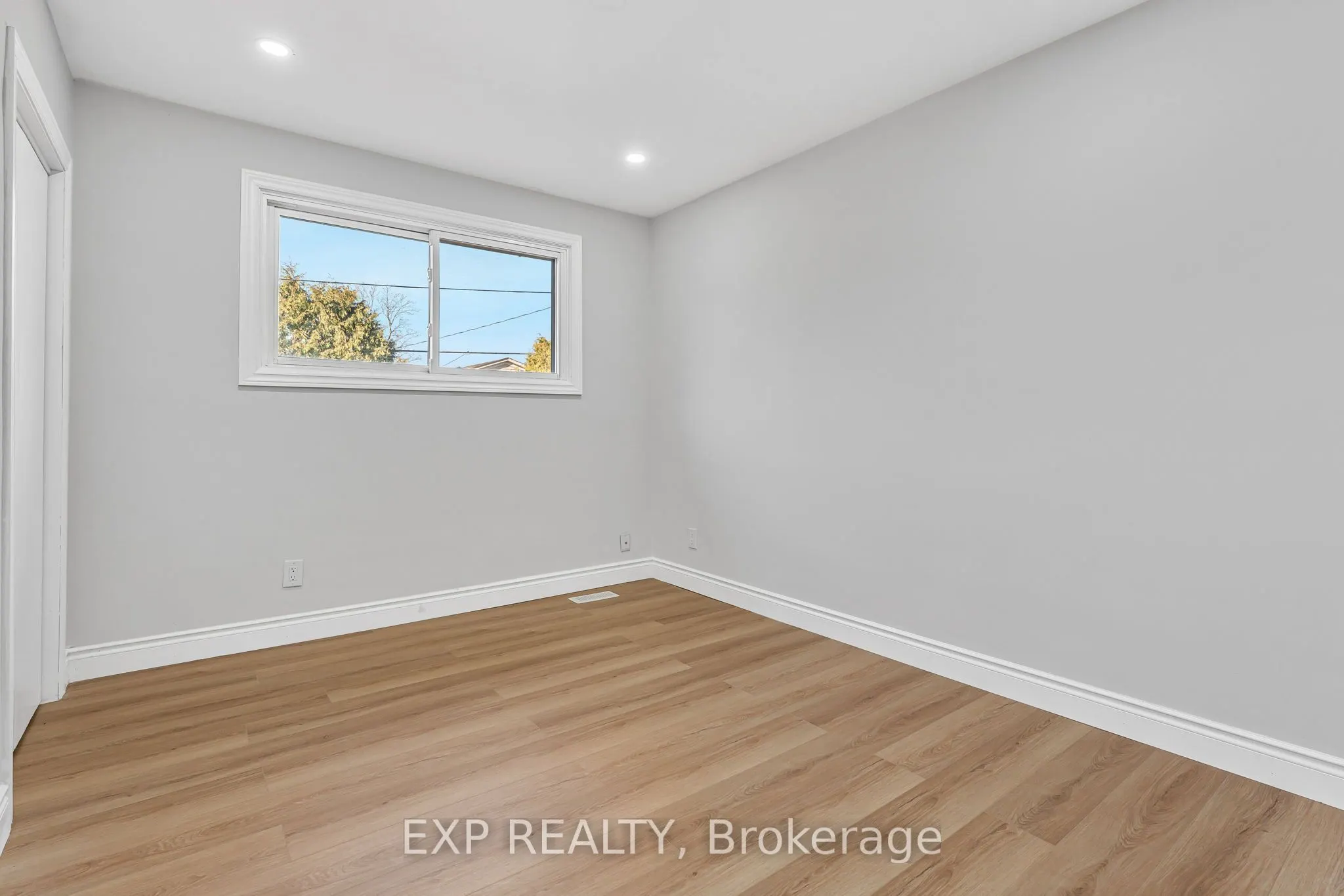 608 Thornwood Avenue