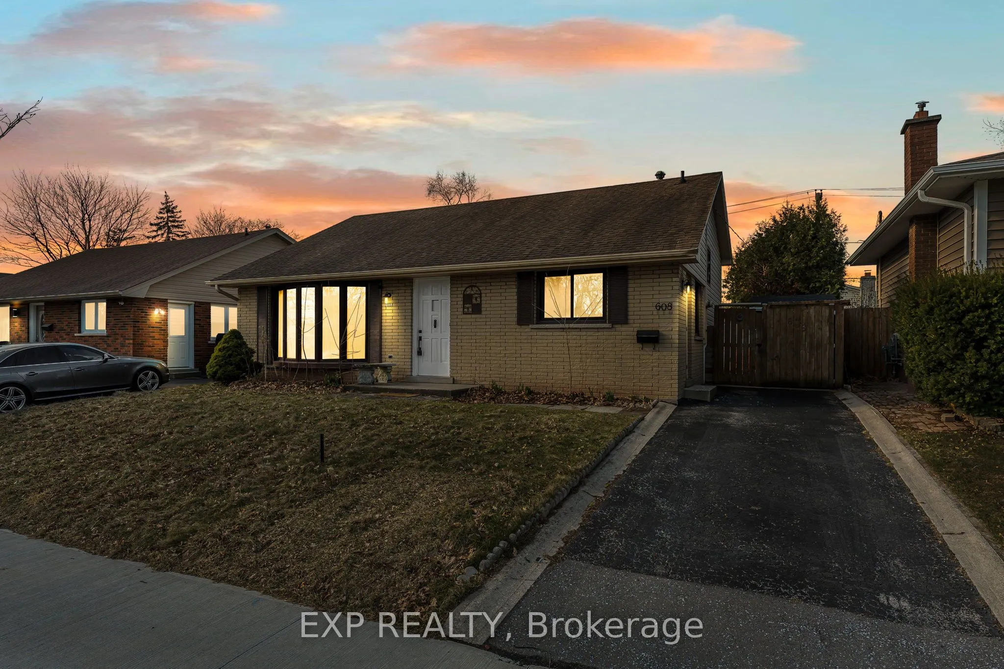 608 Thornwood Avenue