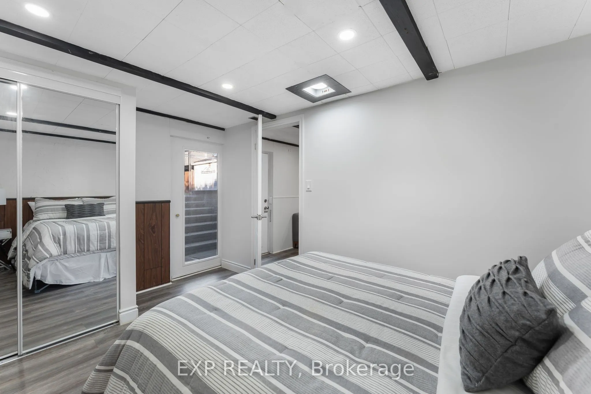 608 Thornwood Avenue