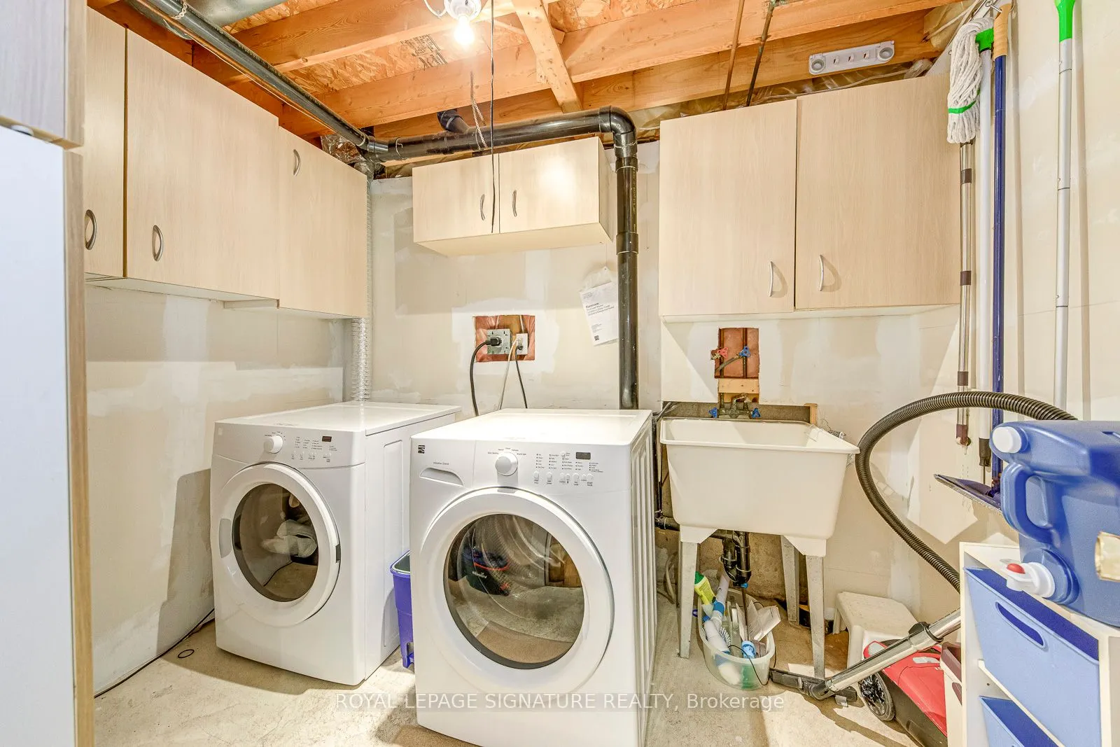 5659 Glen Erin Drive, #71