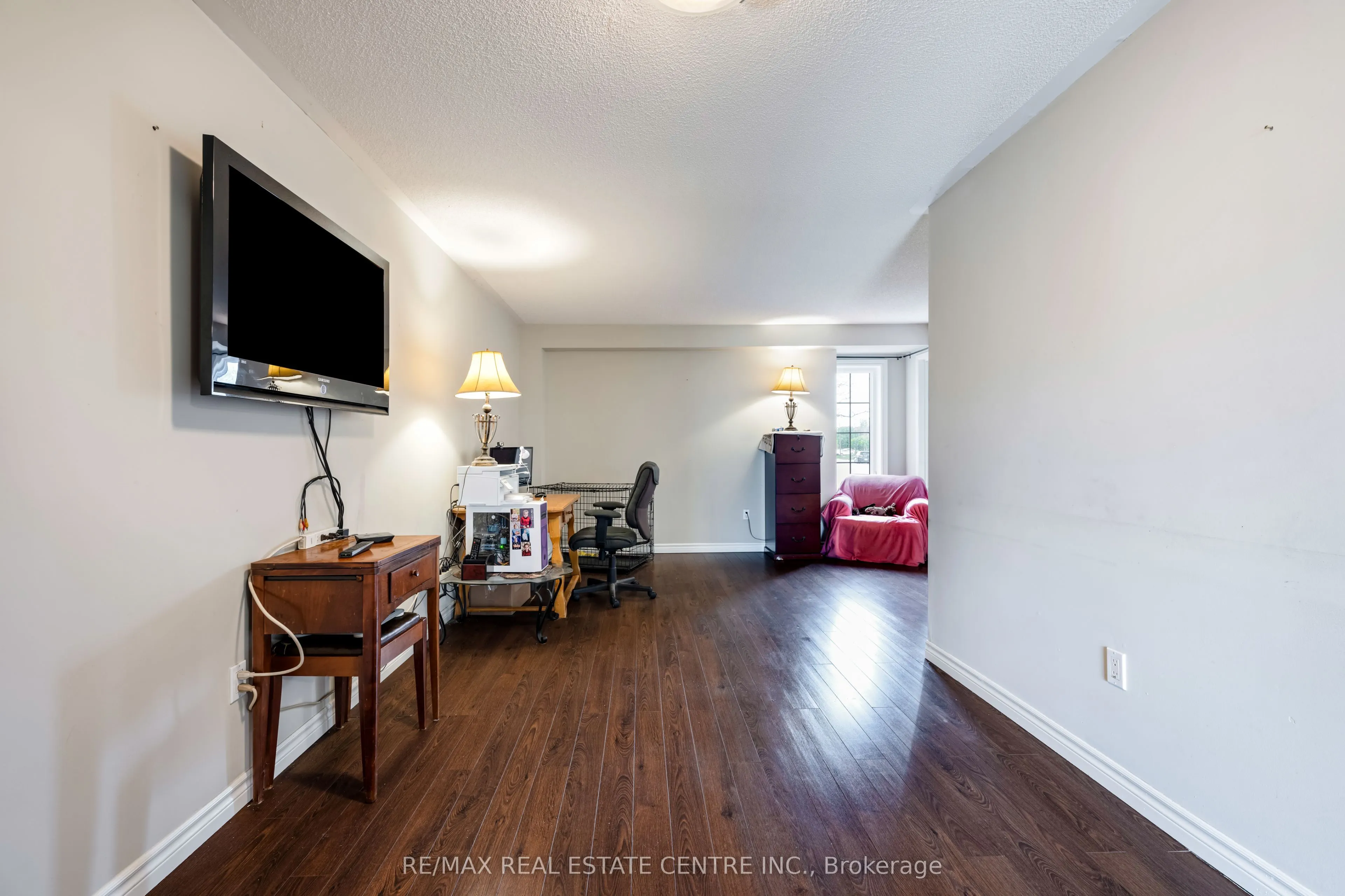154 Howard Crescent