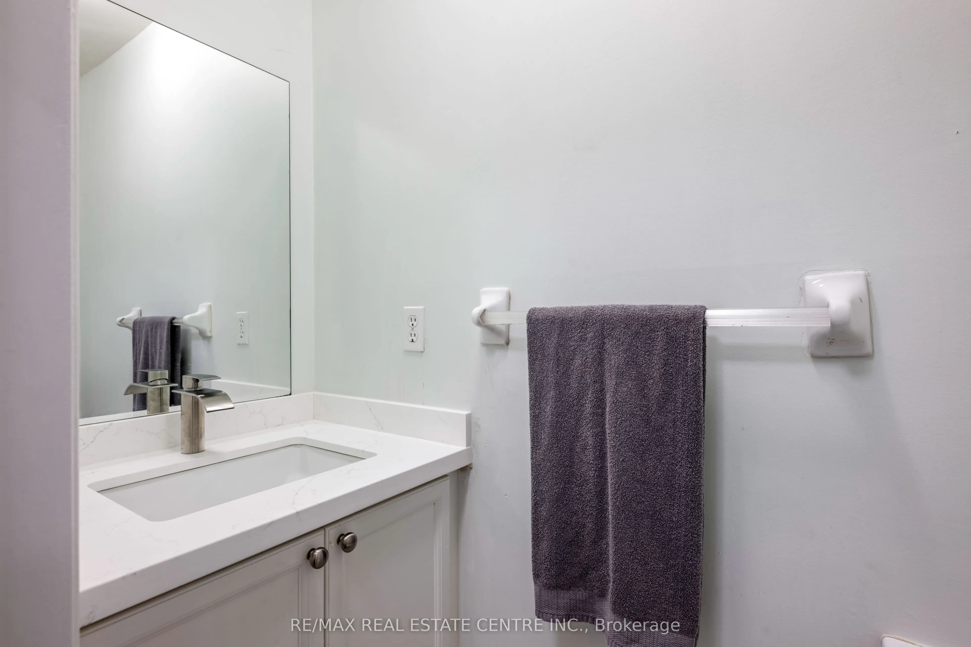 154 Howard Crescent