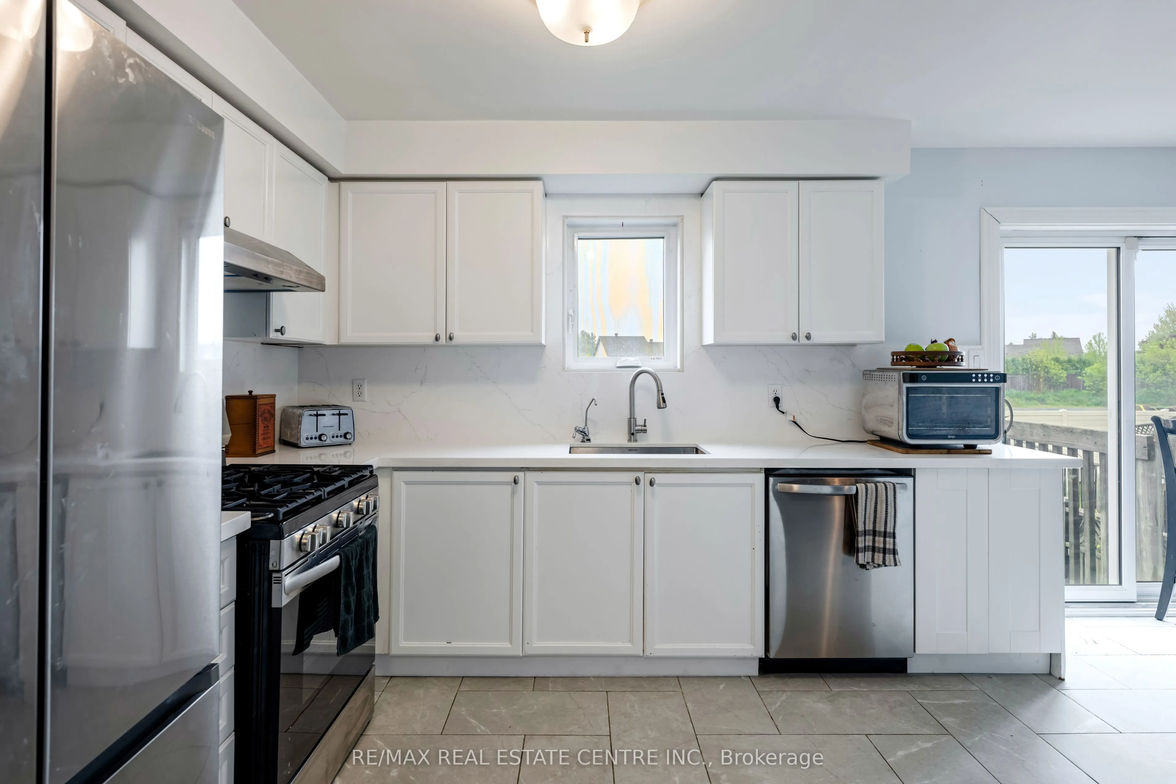 154 Howard Crescent