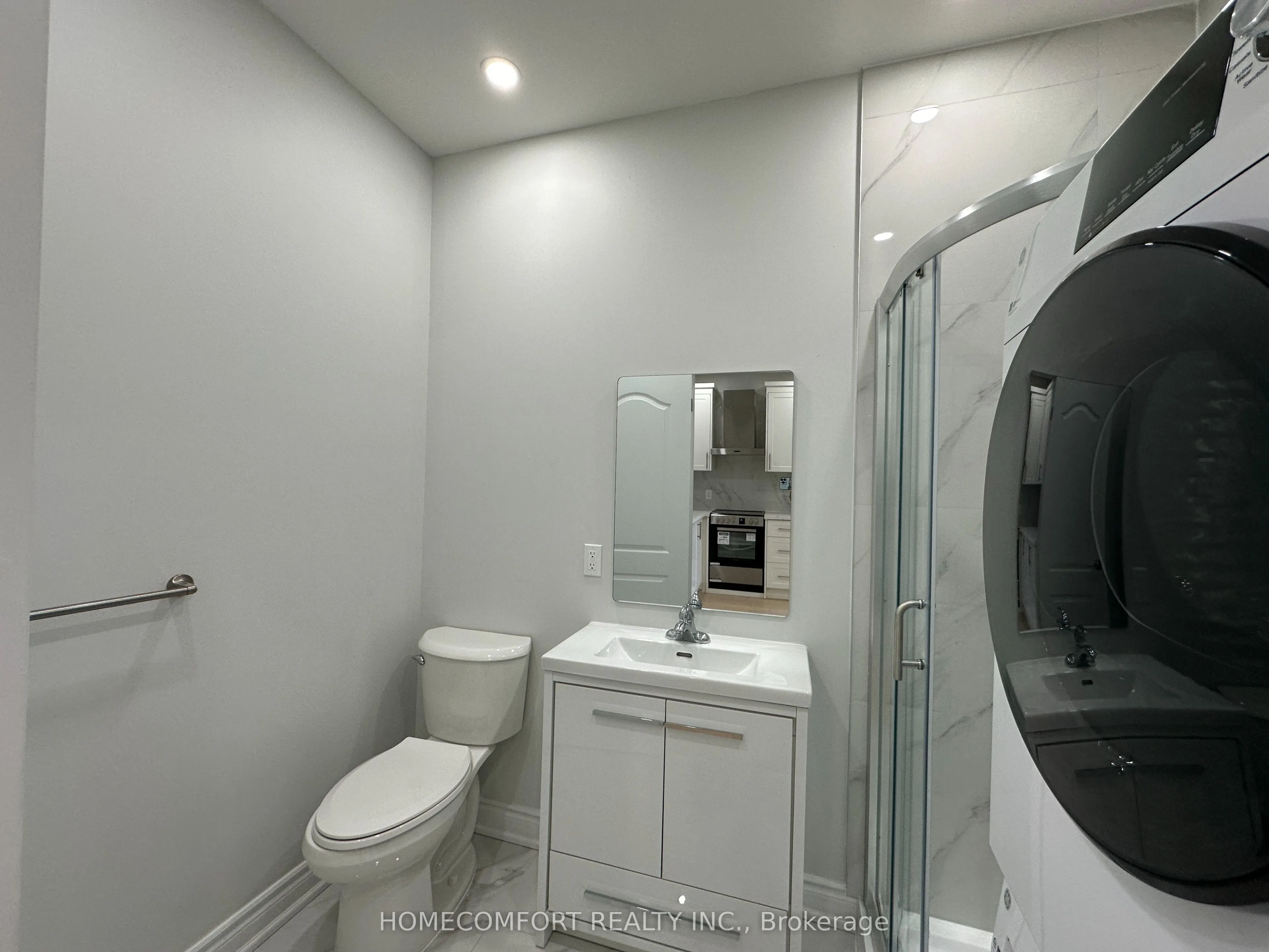 211 Osler Street #Upper