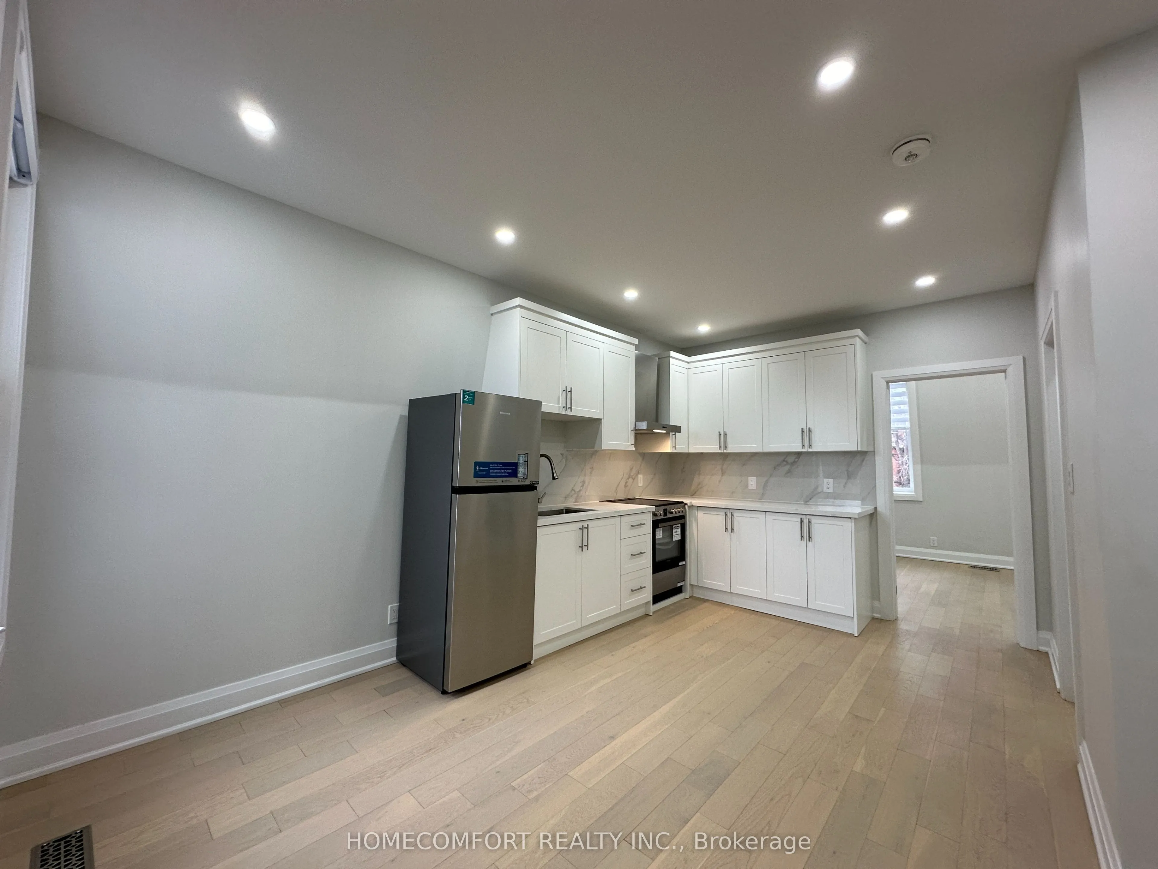 211 Osler Street #Upper