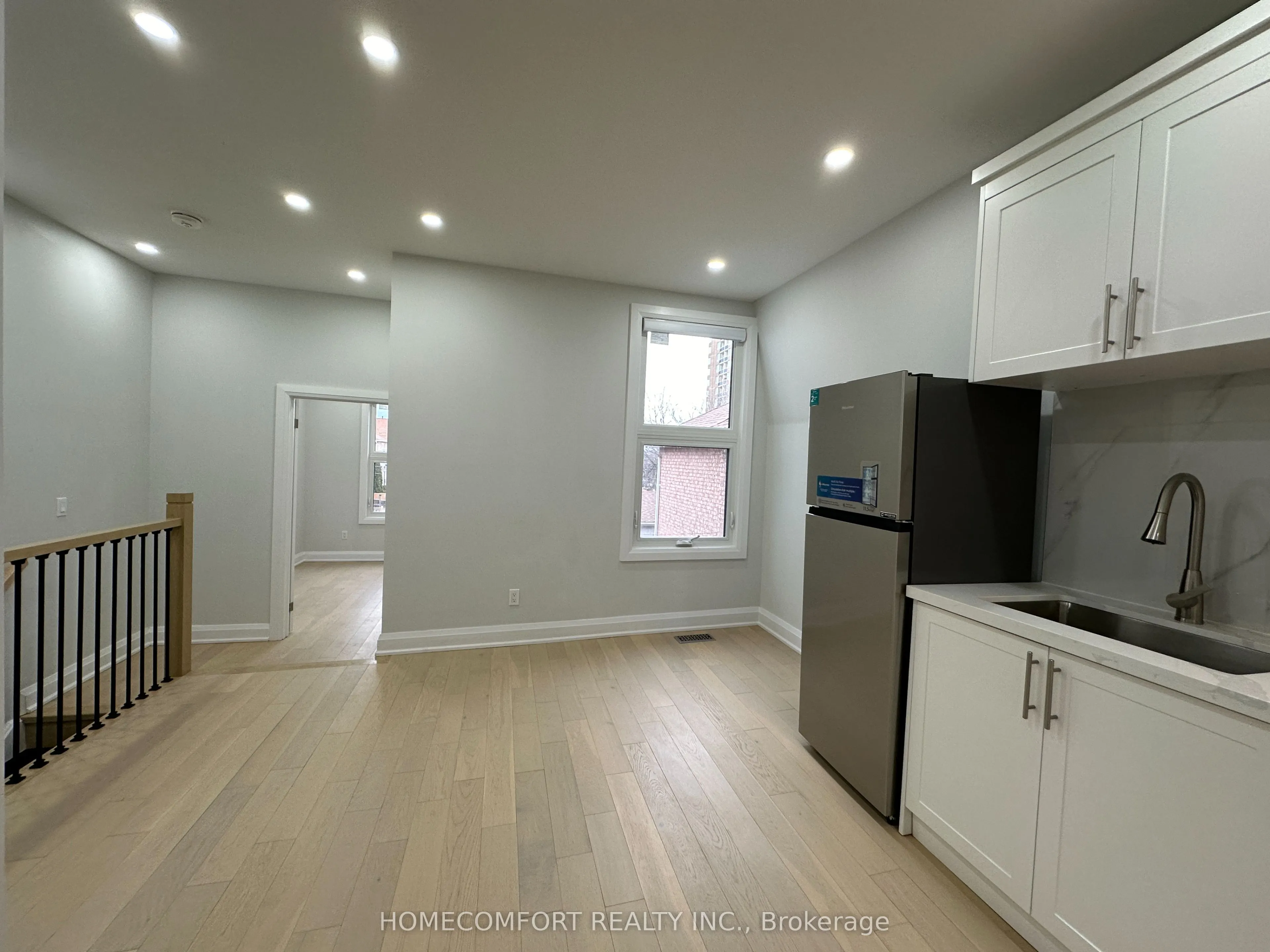 211 Osler Street #Upper