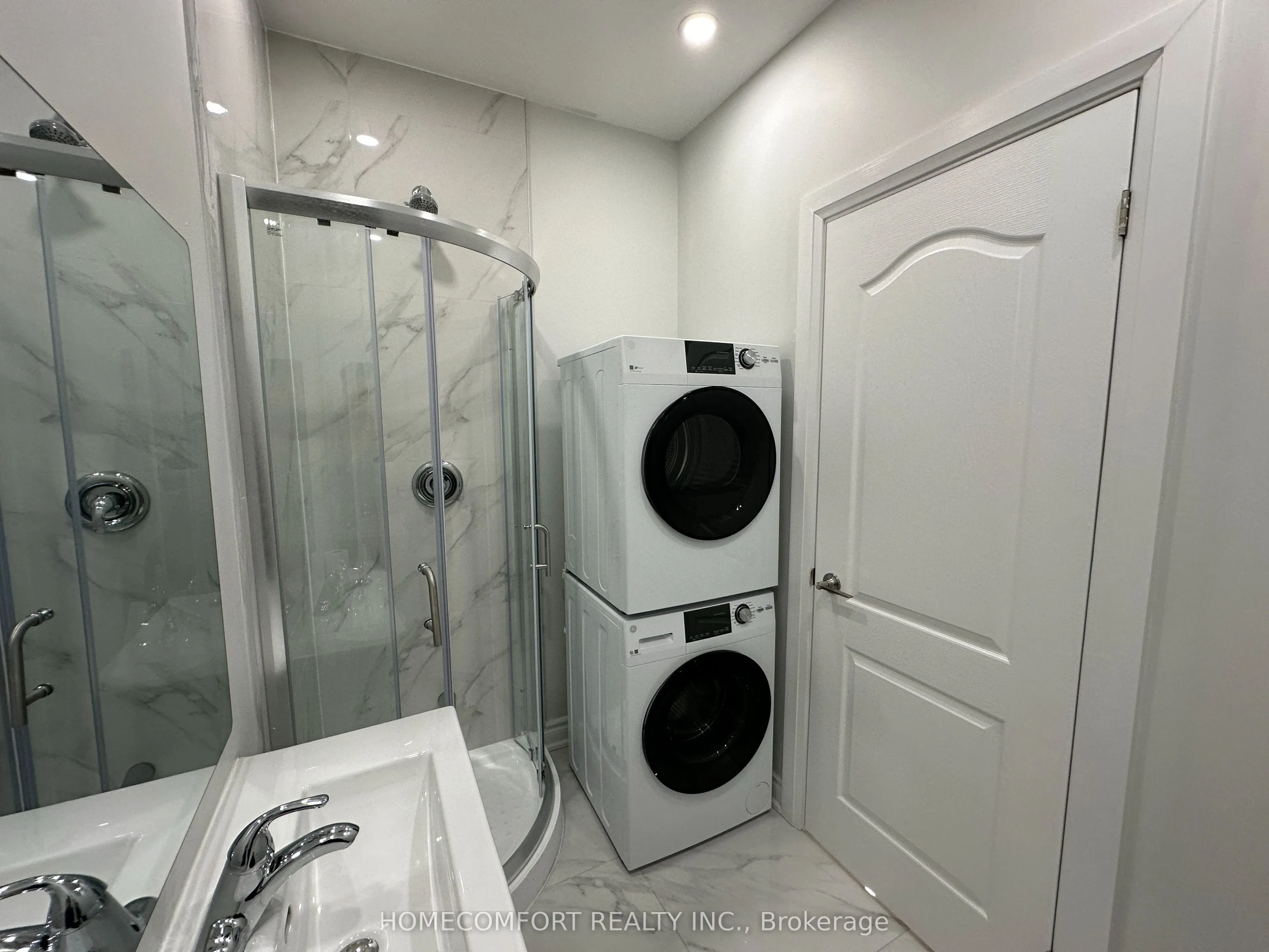211 Osler Street #Upper