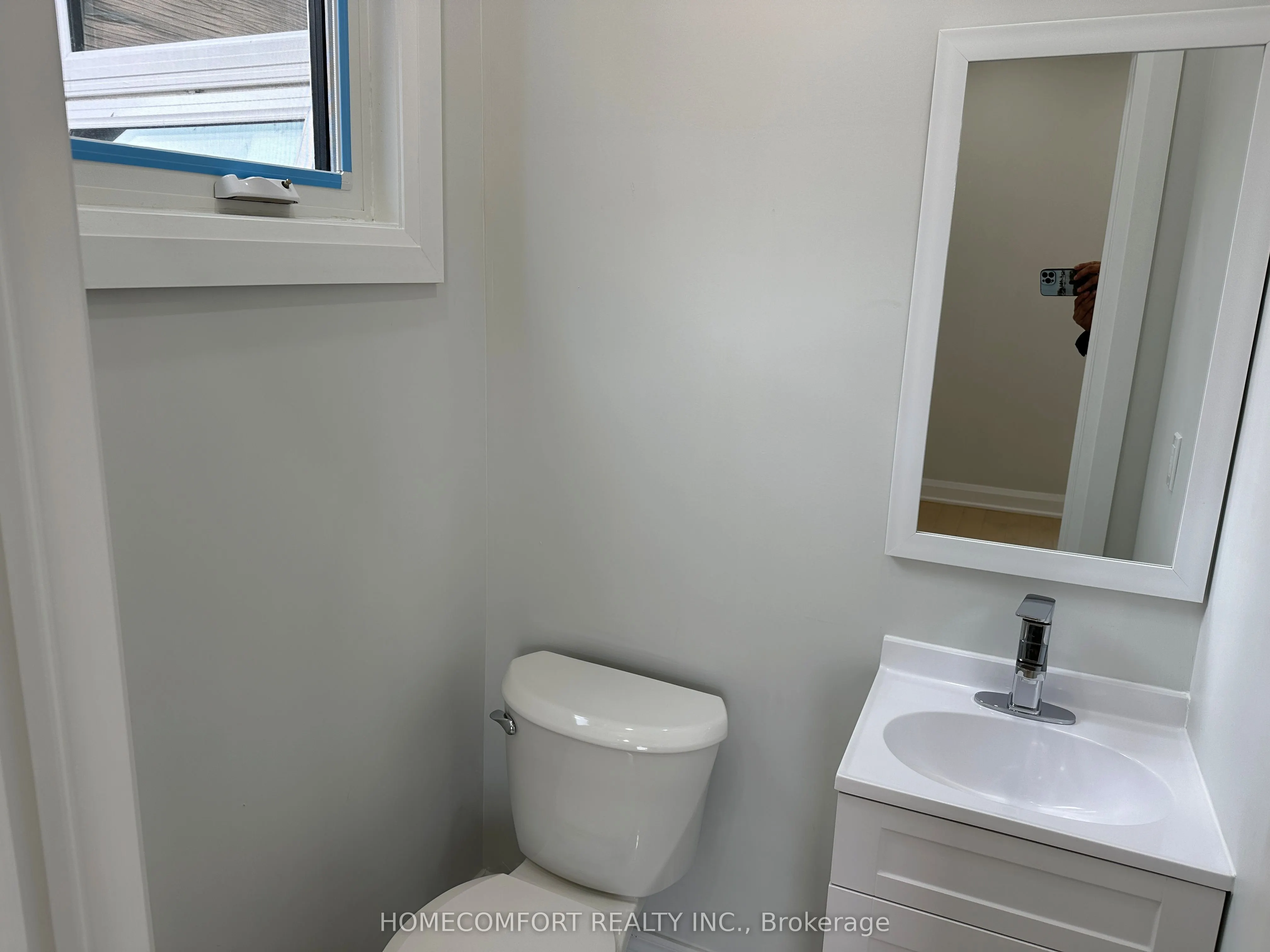 211 Osler Street #Upper