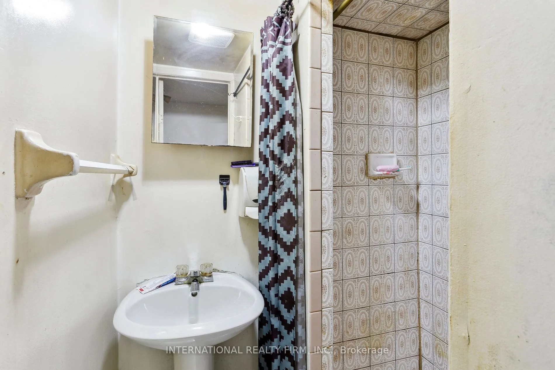 250 John Garland Boulevard #106