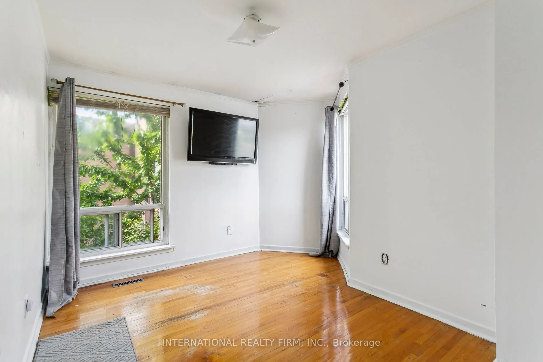250 John Garland Boulevard #106