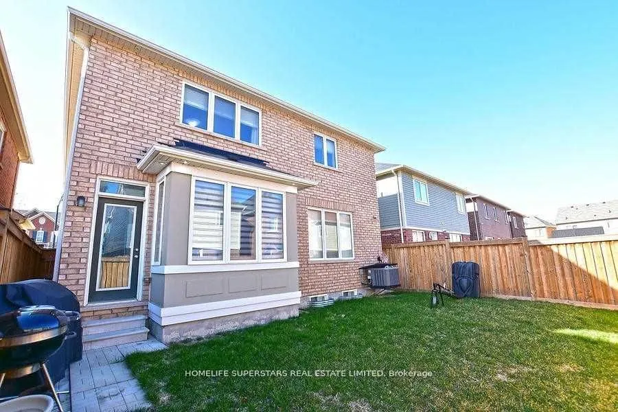 63 Enford Crescent