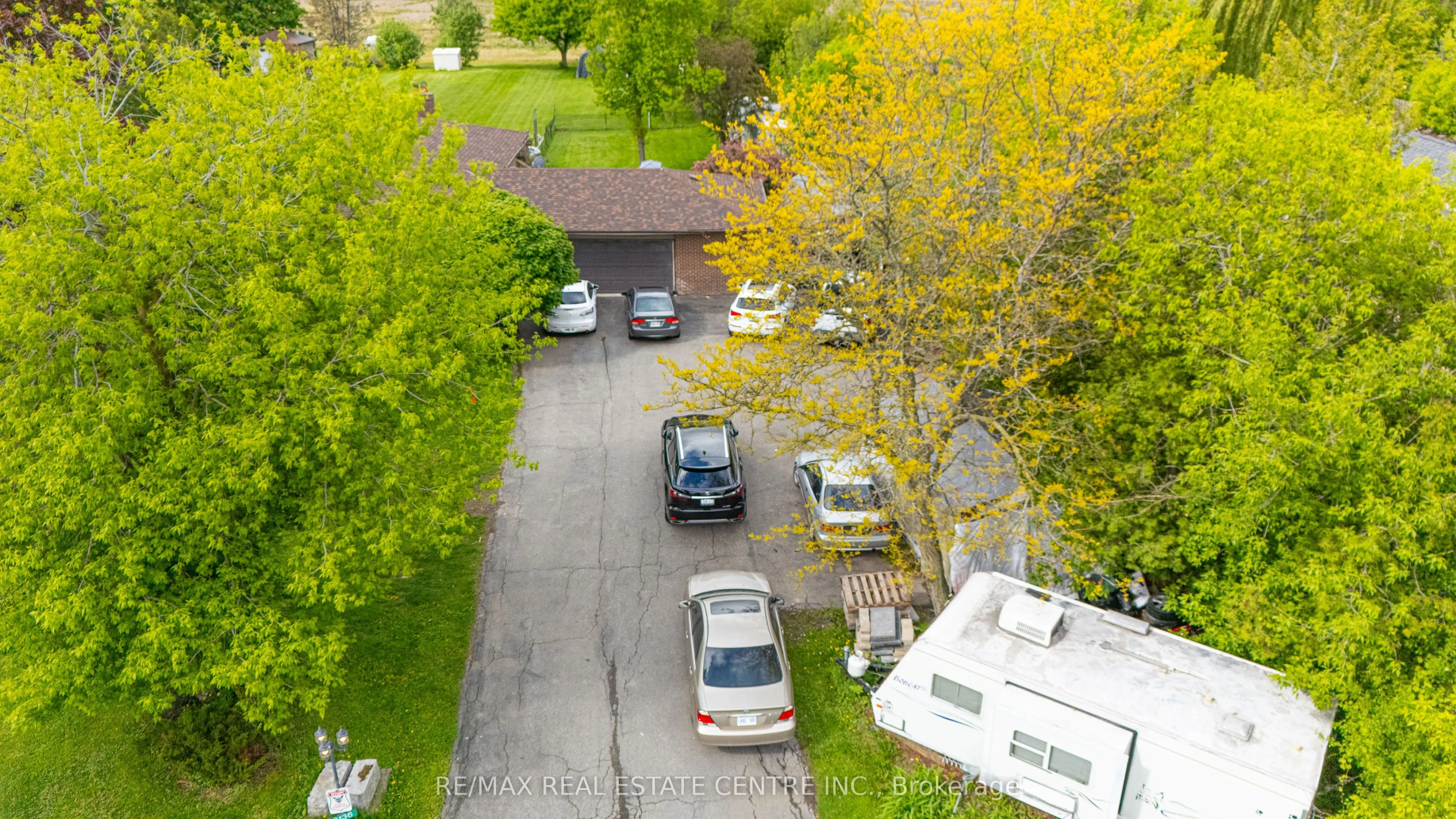 8136 Hornby Road