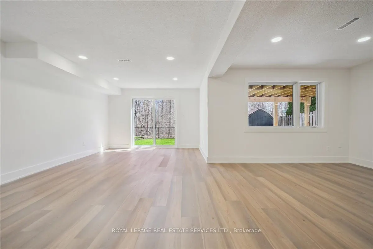 1379 Golden Meadow Trail