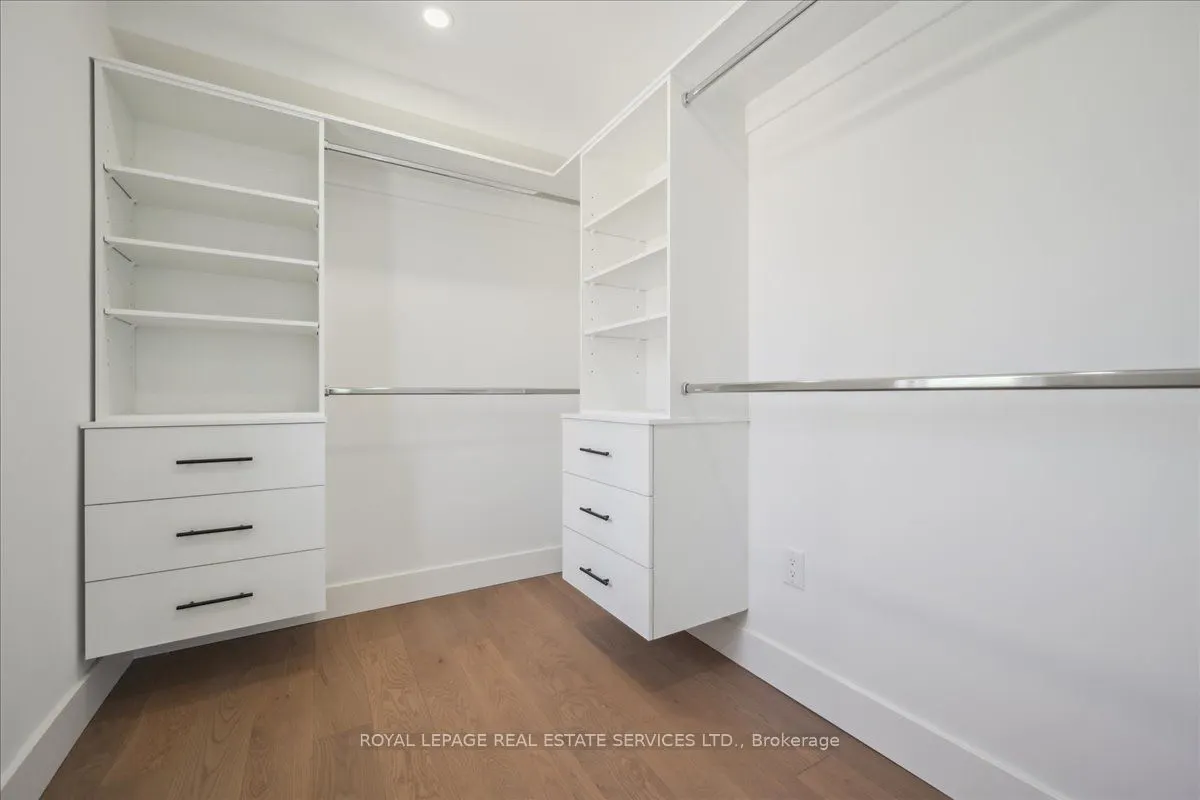 1379 Golden Meadow Trail