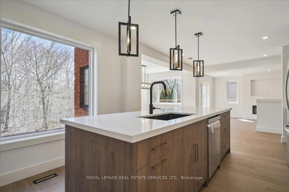 1379 Golden Meadow Trail