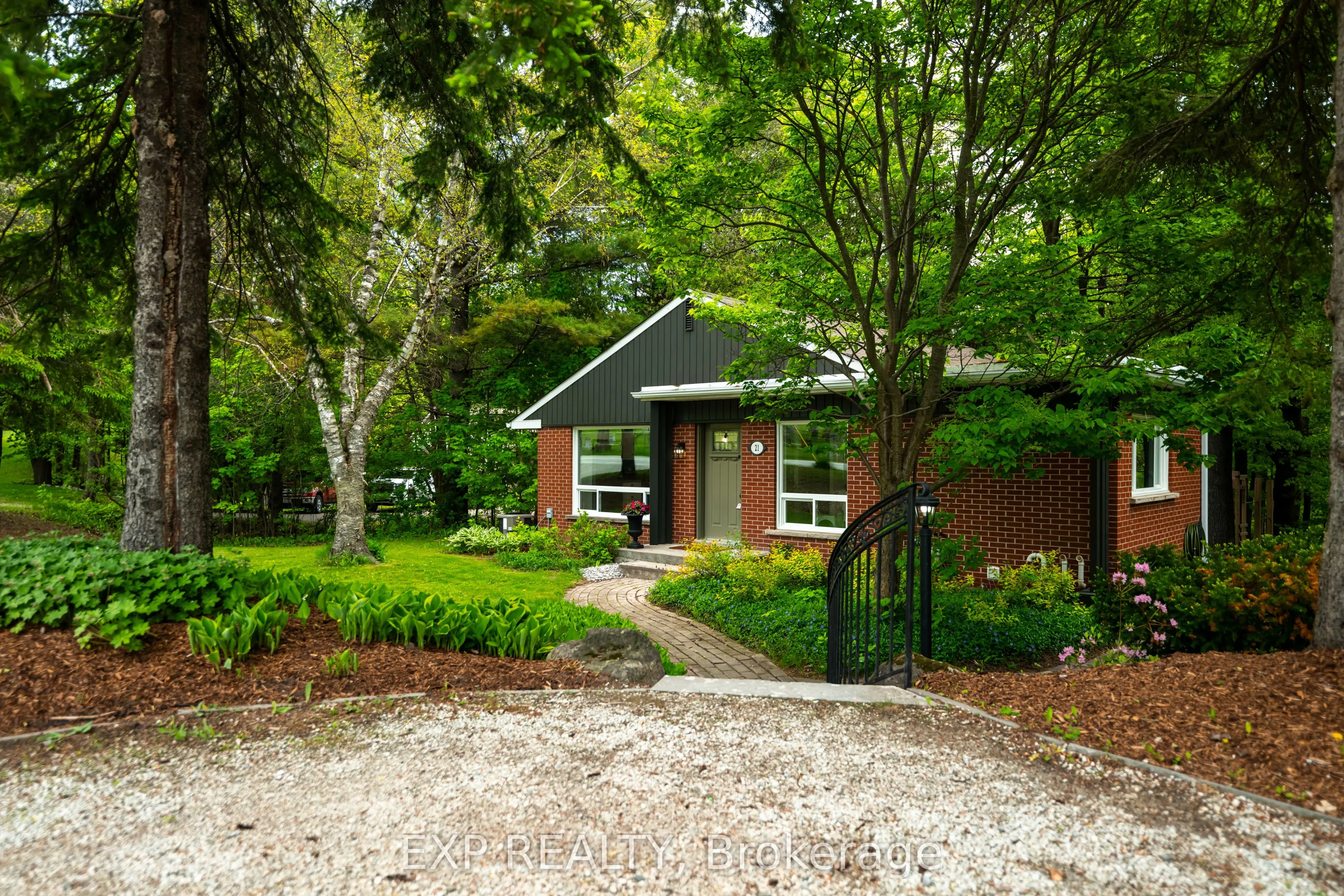 21 Veterans Way
