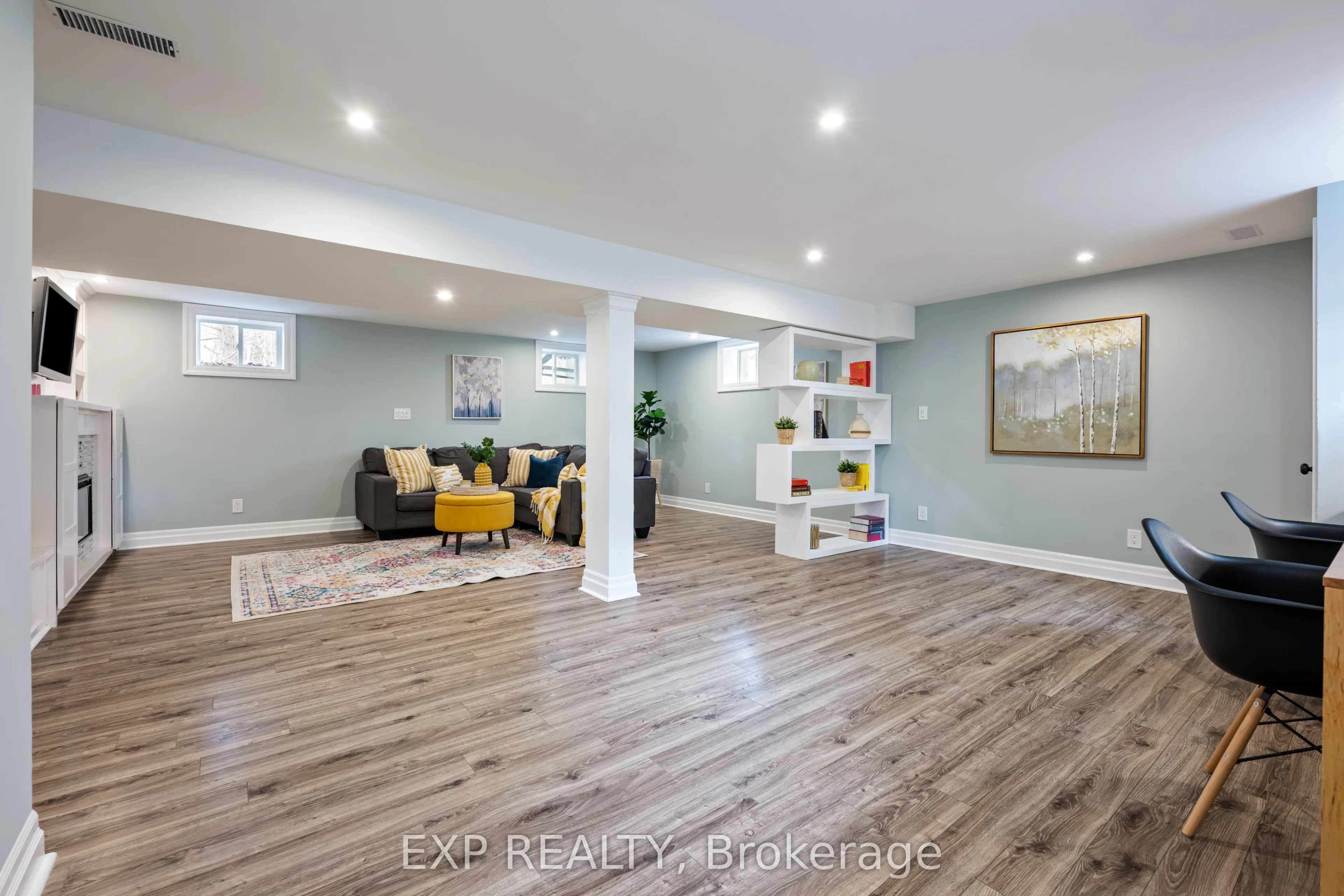 21 Veterans Way
