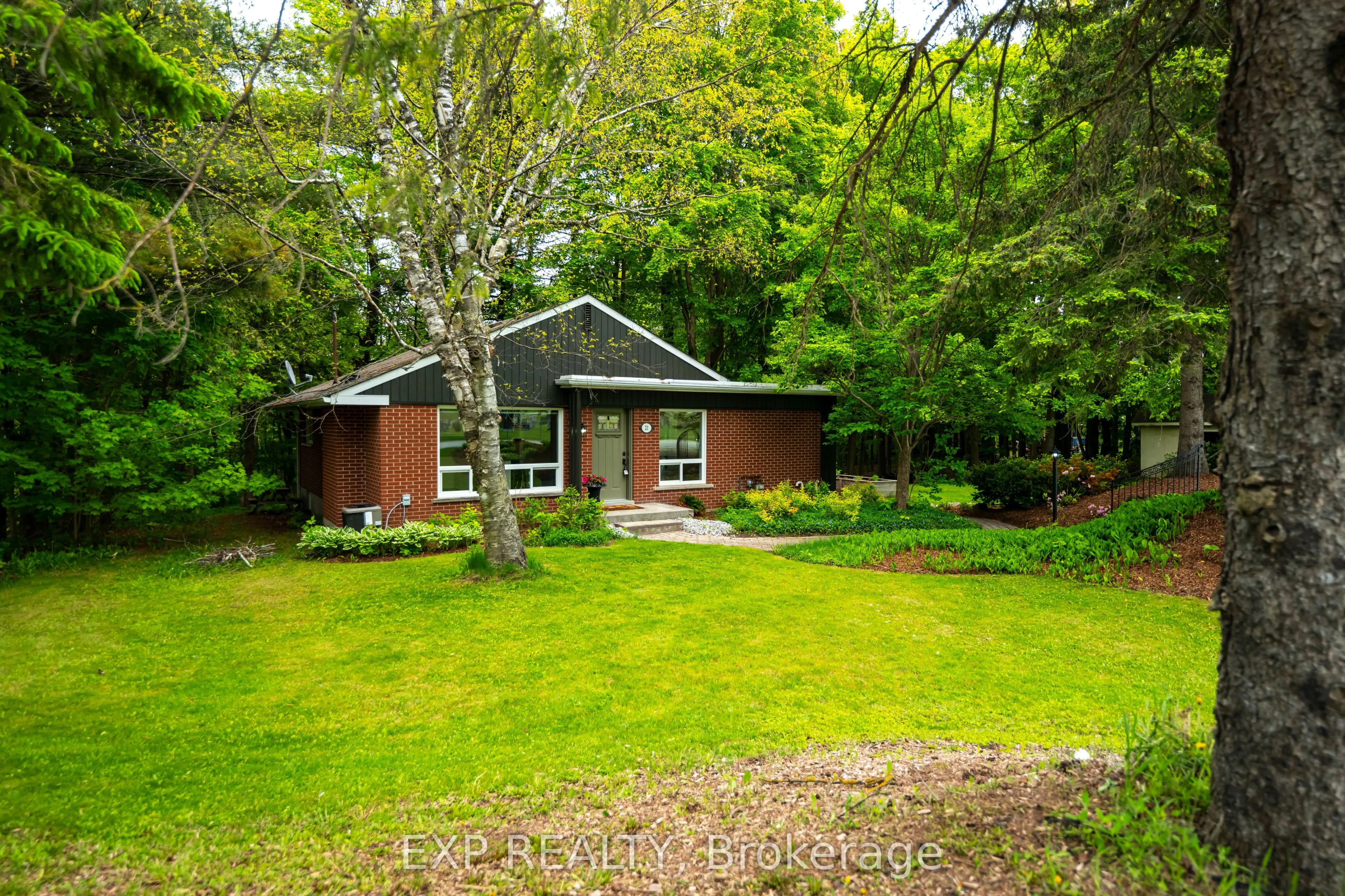 21 Veterans Way