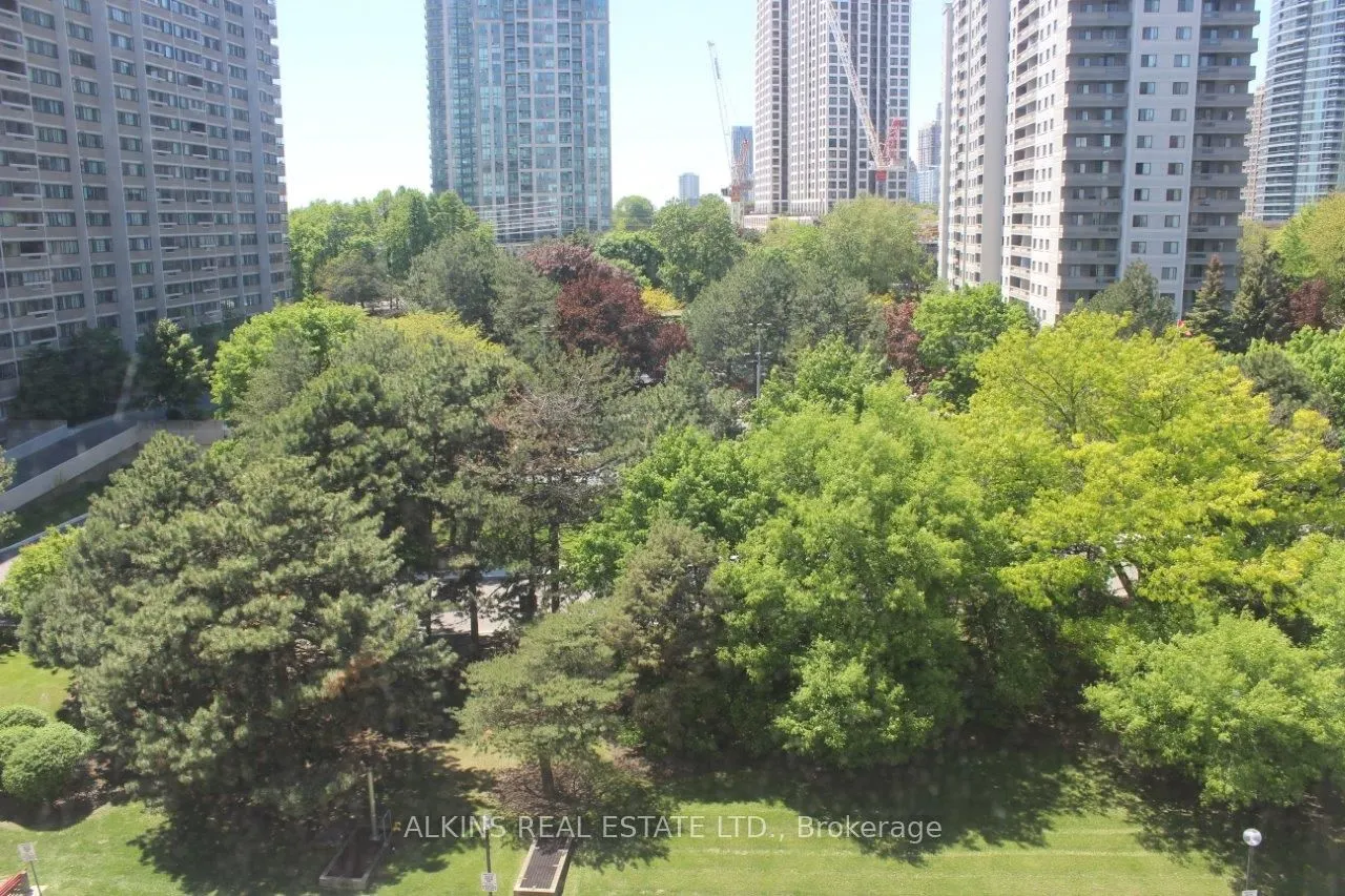 1580 Mississauga Valley Boulevard, #803