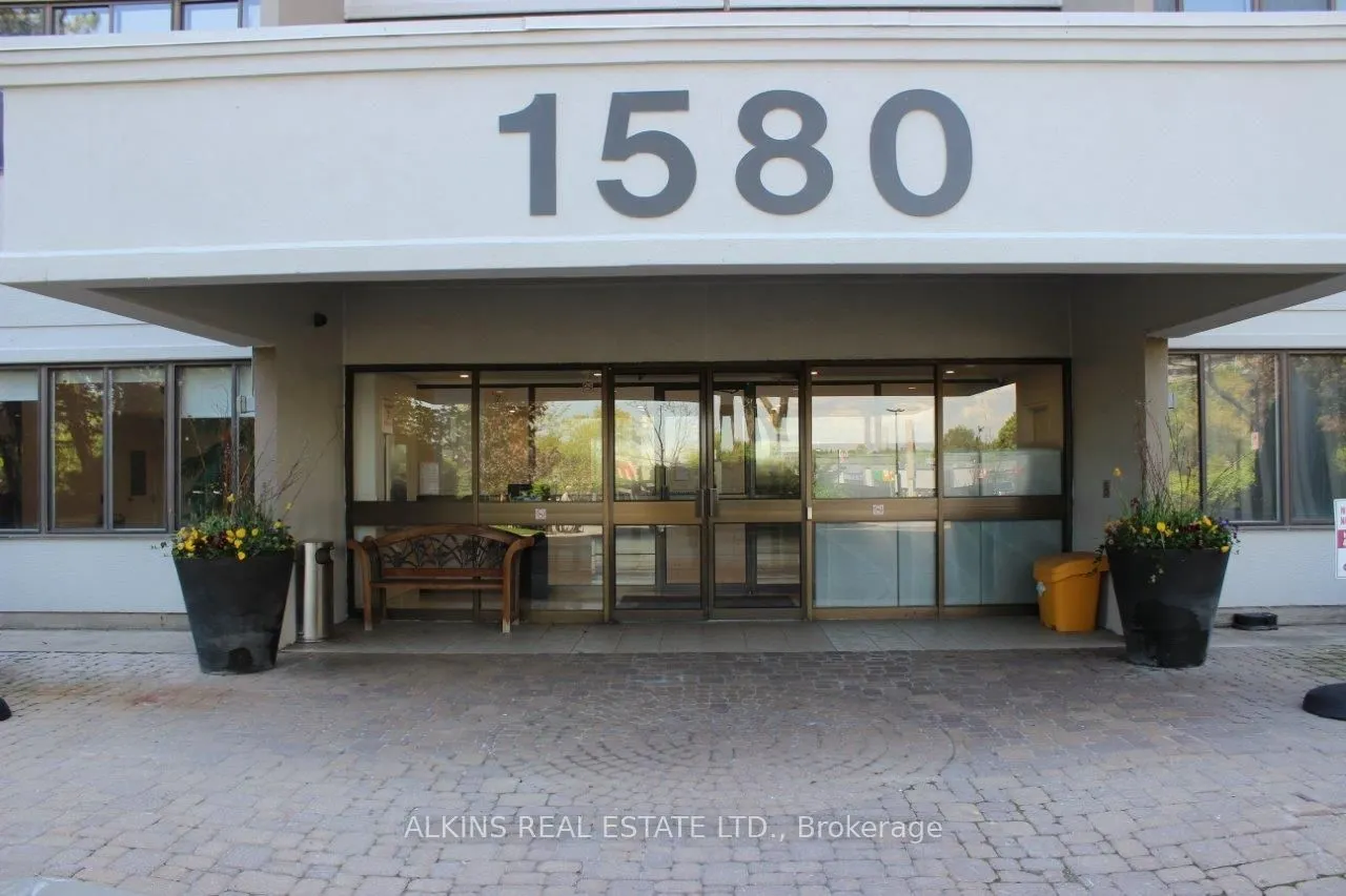 1580 Mississauga Valley Boulevard, #803